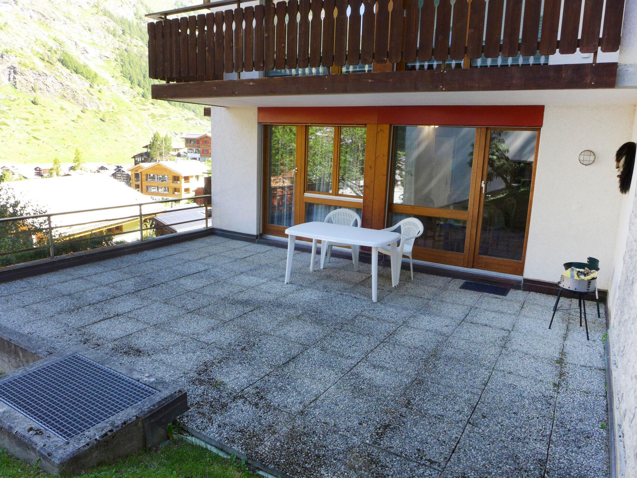 Foto 16 - Apartamento de 1 quarto em Zermatt com terraço e vista para a montanha