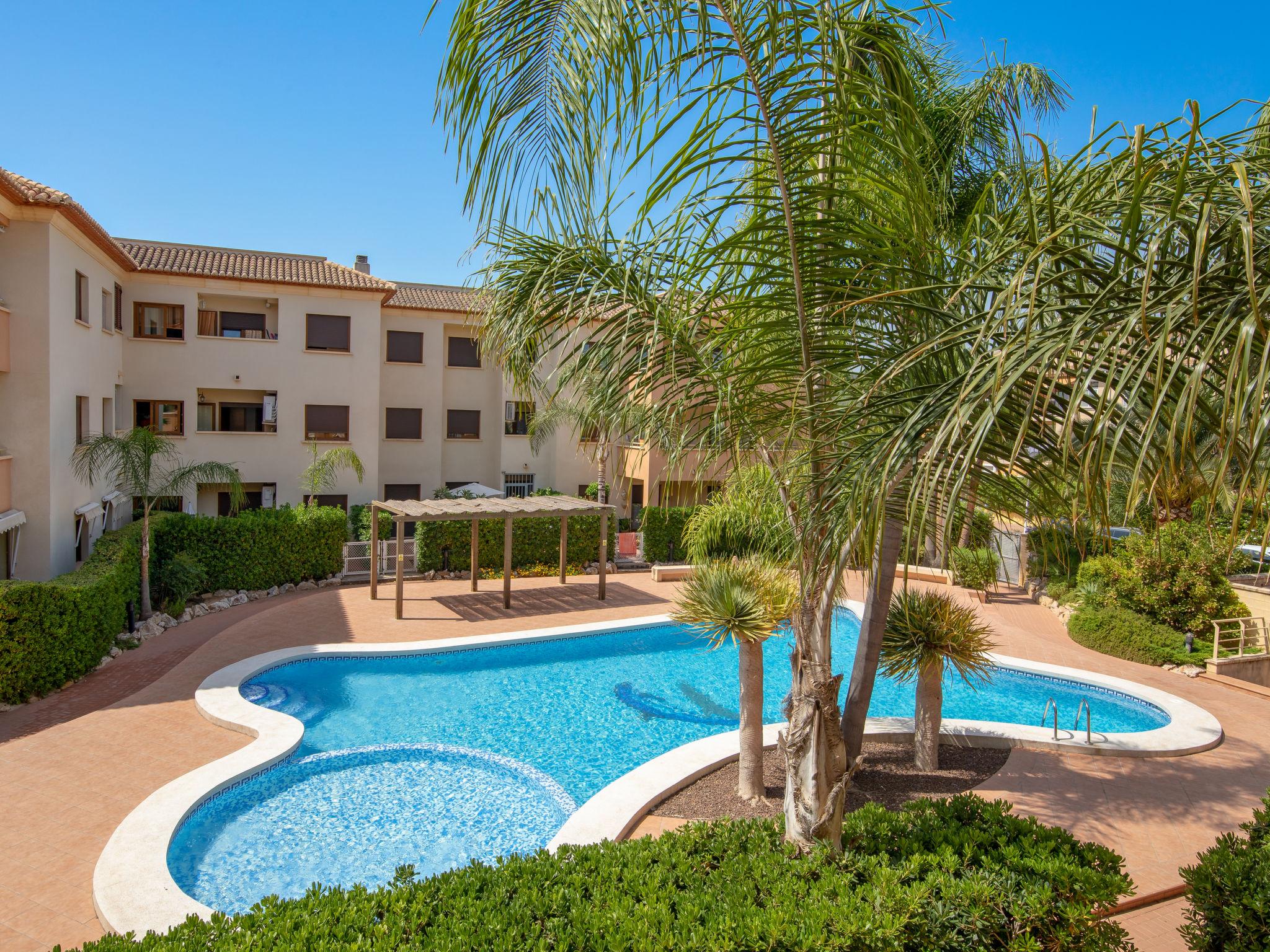 Photo 2 - Appartement de 3 chambres à Jávea avec piscine et vues à la mer