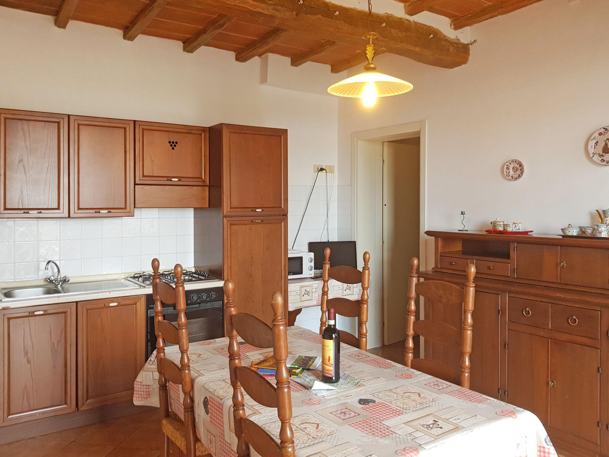 Foto 7 - Apartment mit 2 Schlafzimmern in Asciano mit schwimmbad