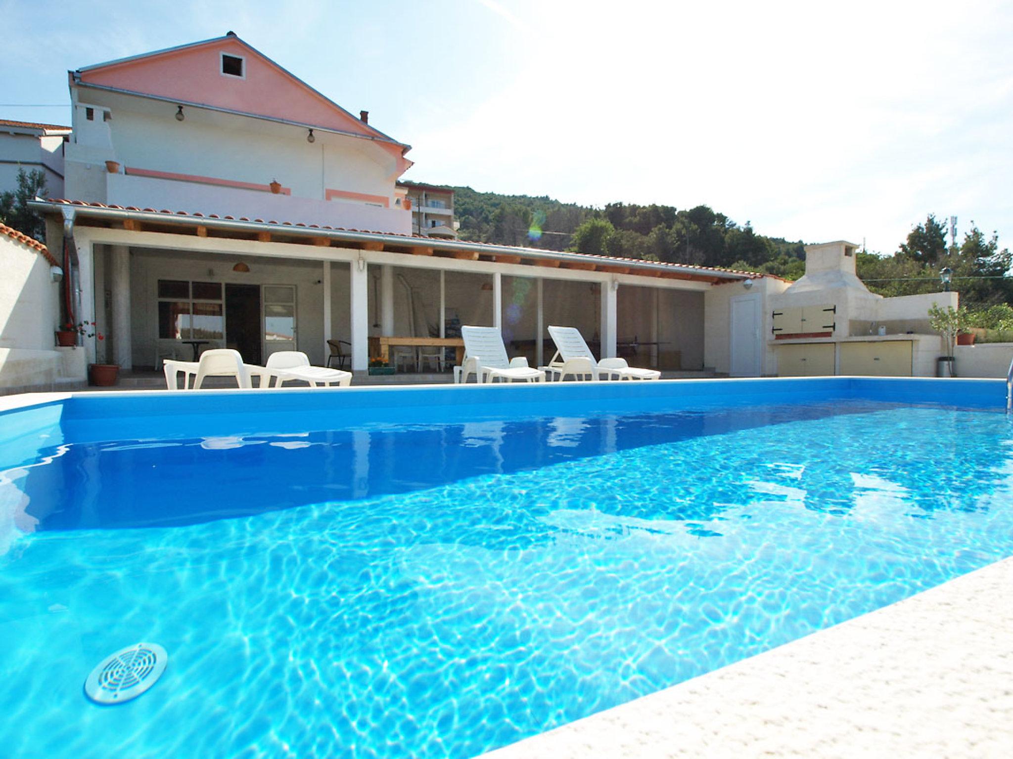 Photo 1 - Appartement de 2 chambres à Kali avec piscine et terrasse