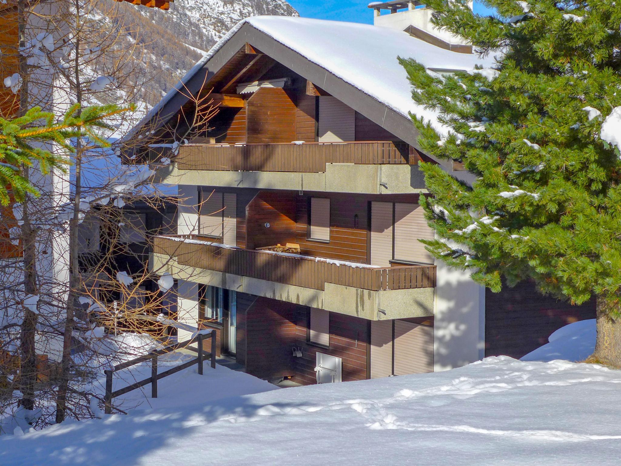 Foto 10 - Apartamento de 1 quarto em Zermatt com terraço e vista para a montanha