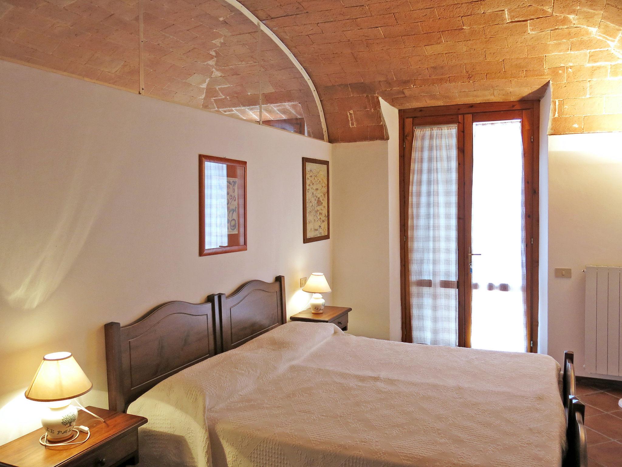 Photo 11 - 1 bedroom Apartment in Peccioli with swimming pool and garden