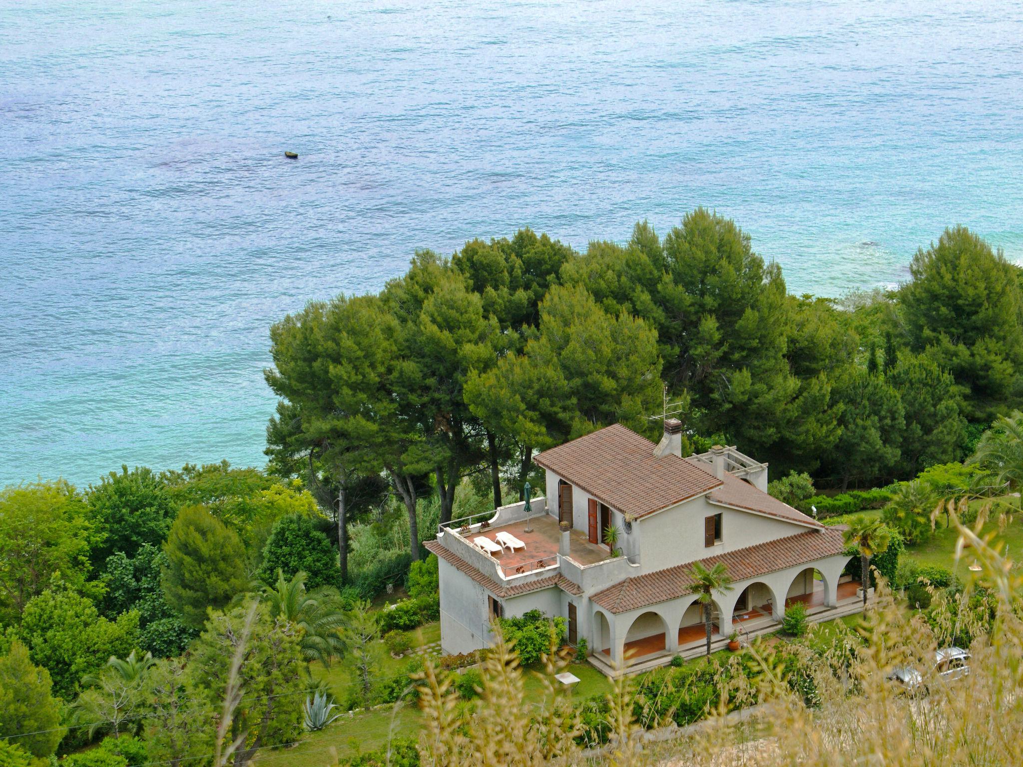 Photo 31 - Appartement de 2 chambres à Pedaso avec jardin et vues à la mer