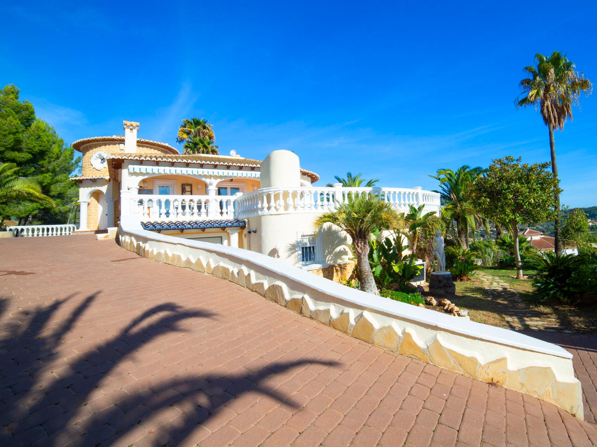 Foto 24 - Casa de 2 quartos em Calp com piscina privada e jardim