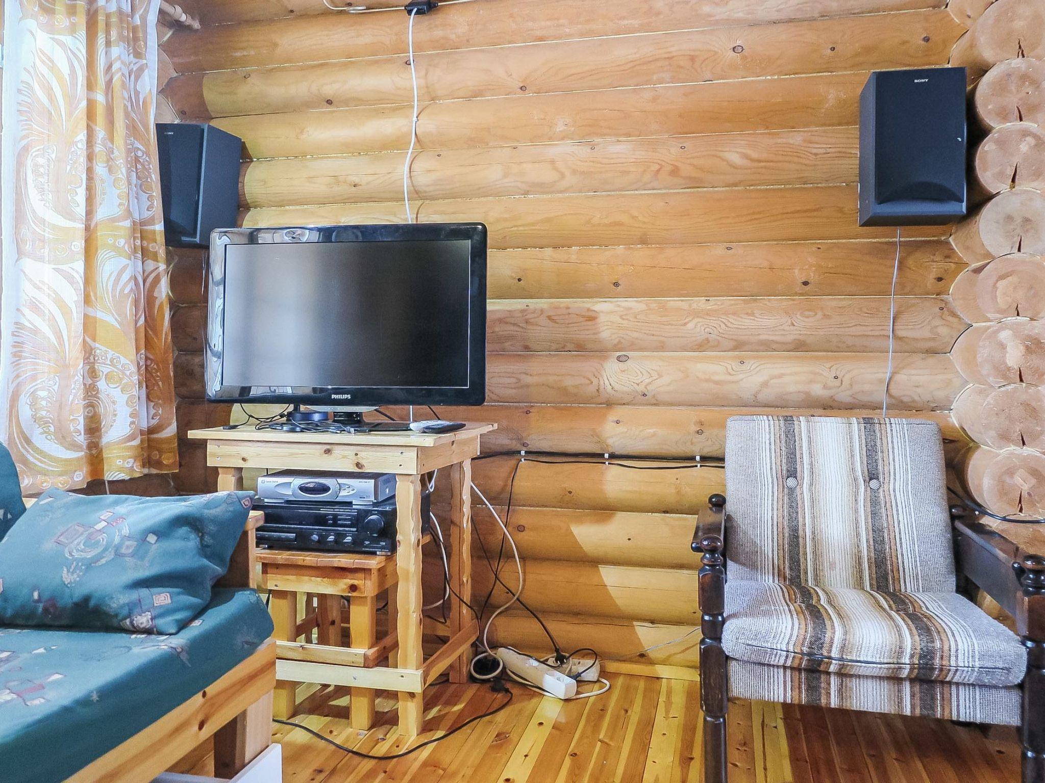 Foto 5 - Casa de 1 habitación en Sodankylä con sauna y vistas a la montaña