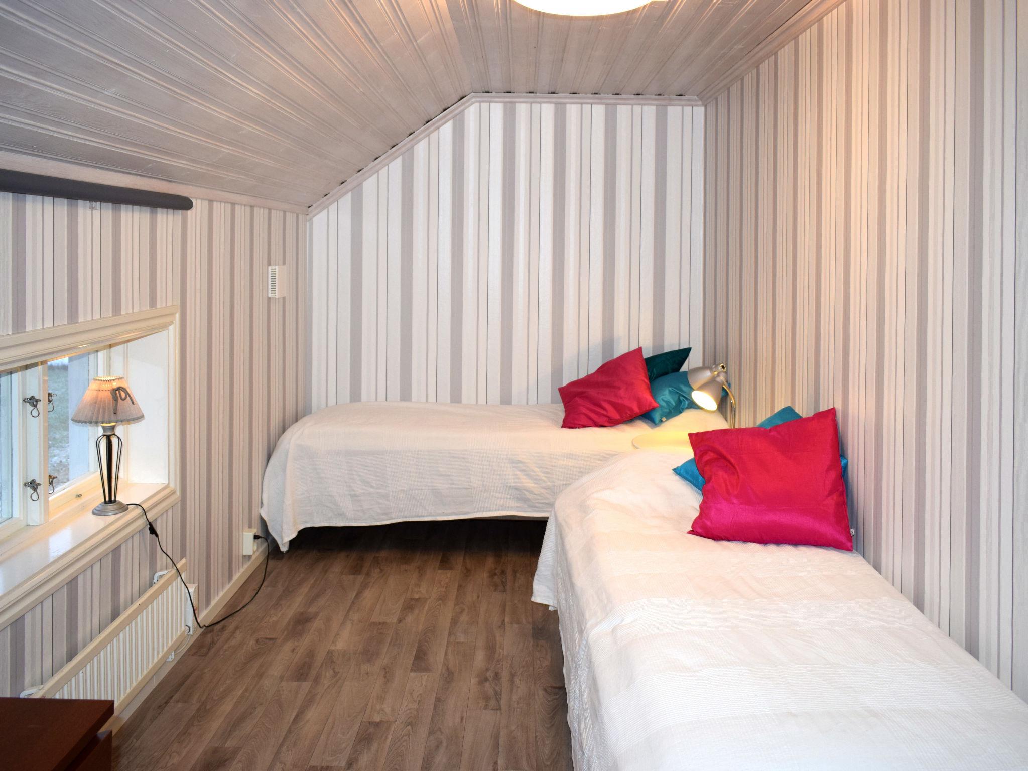 Foto 9 - Casa con 2 camere da letto a Askersund con giardino
