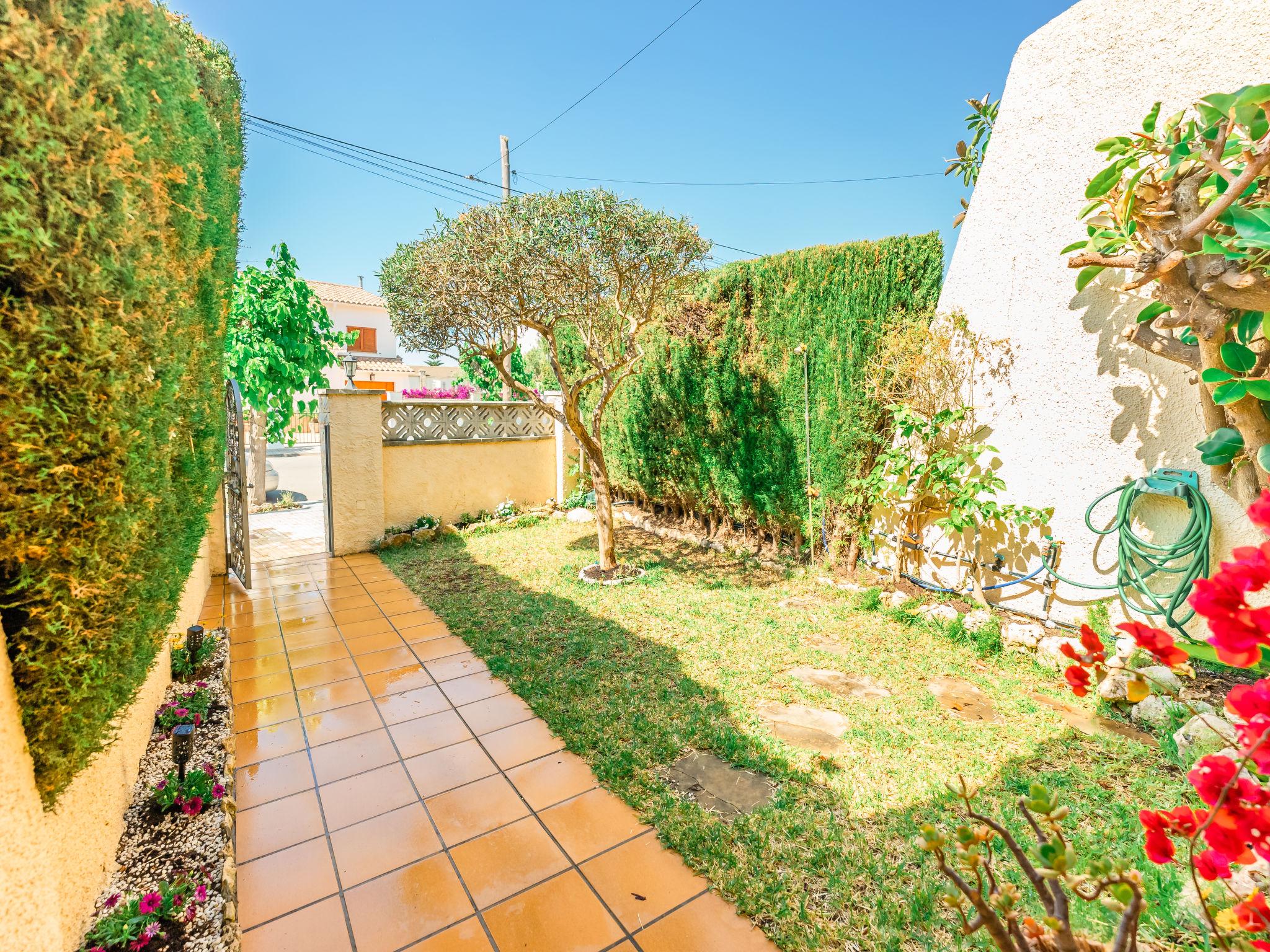 Photo 21 - Maison de 3 chambres à Roda de Berà avec jardin et terrasse