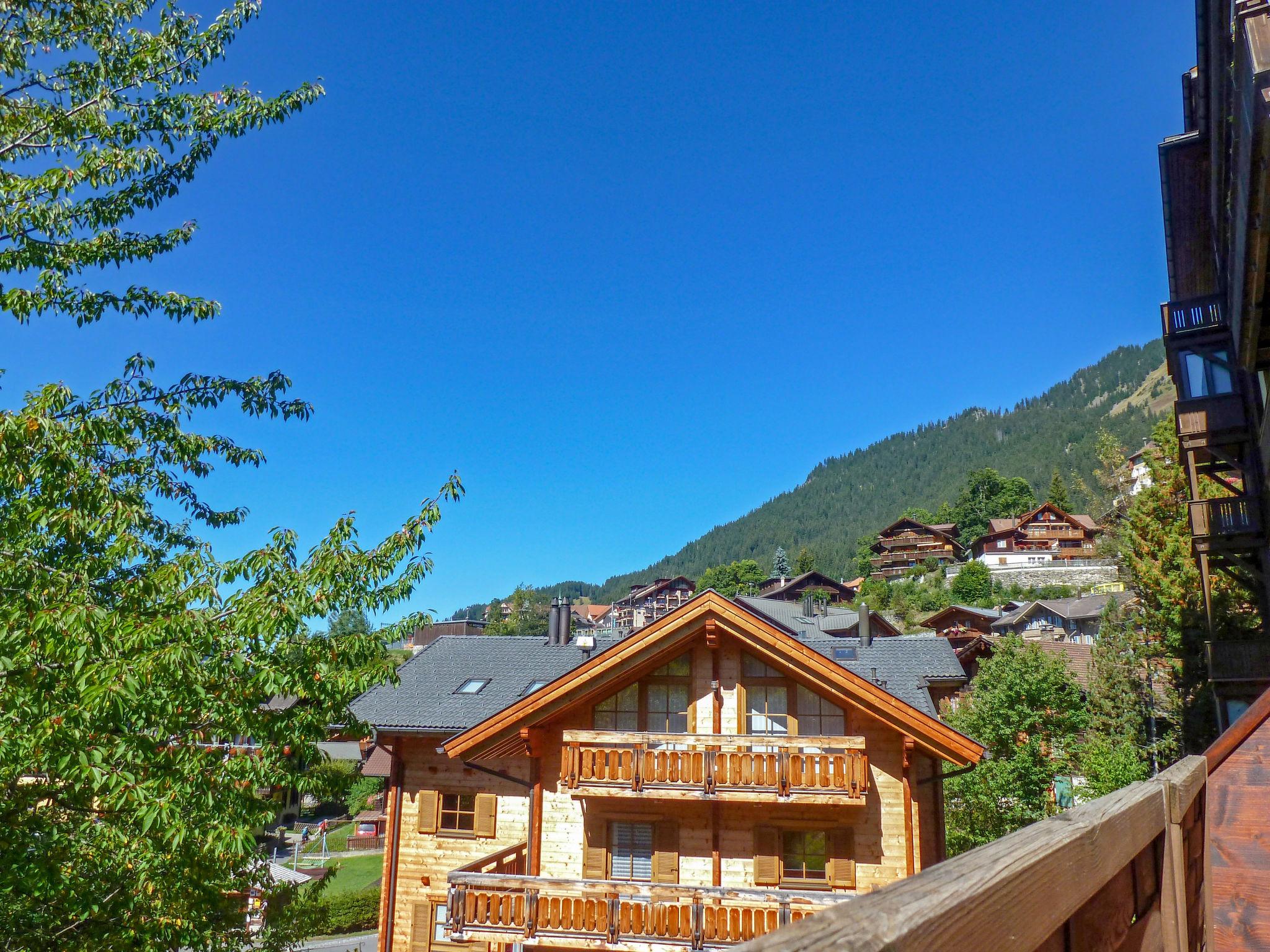 Foto 11 - Apartamento de 2 quartos em Lauterbrunnen com vista para a montanha