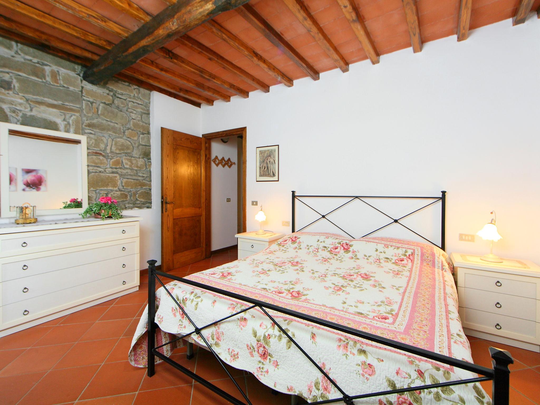 Photo 11 - 1 bedroom Apartment in Pelago with swimming pool and garden