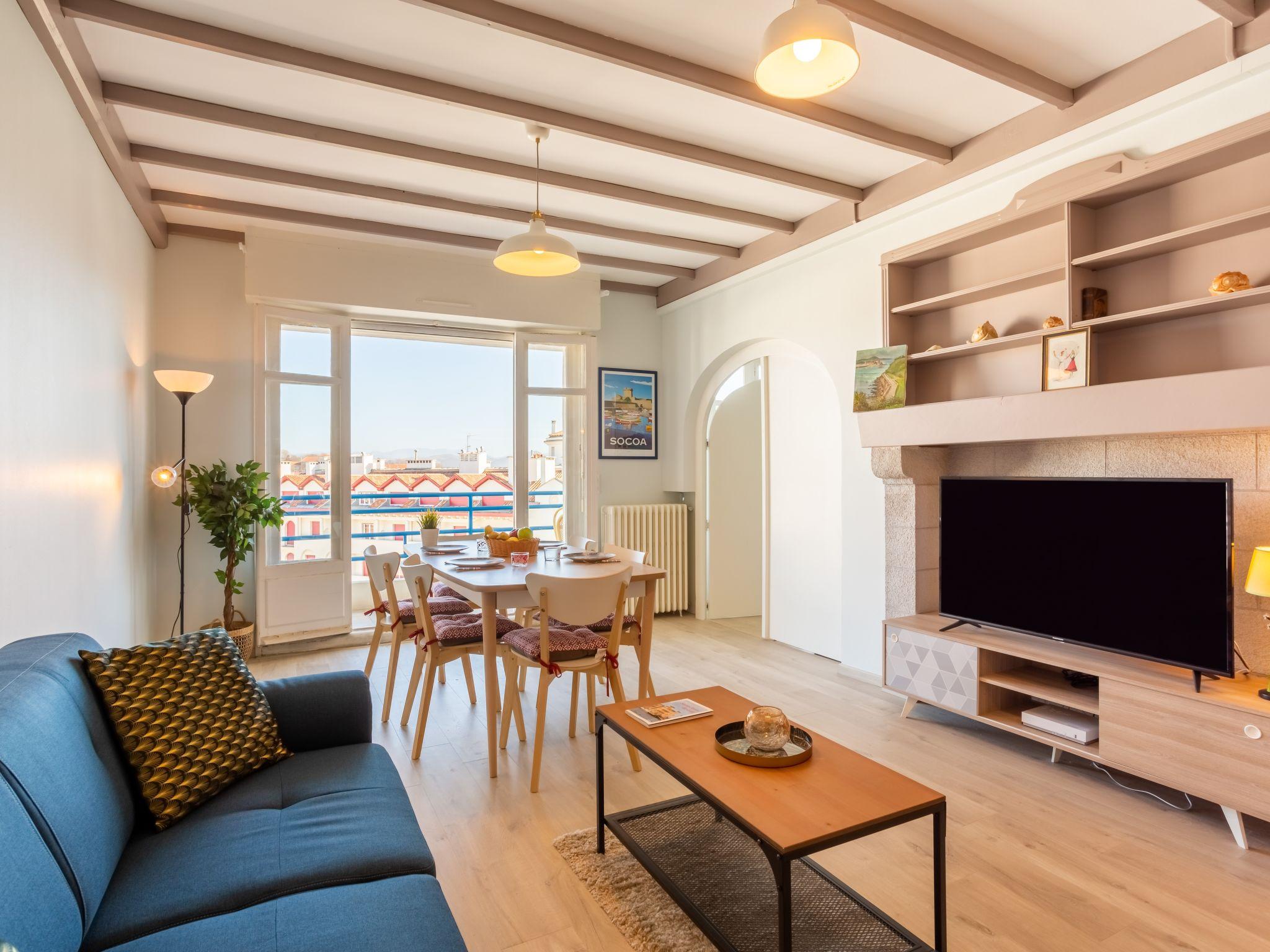 Foto 1 - Apartamento de 2 habitaciones en Saint-Jean-de-Luz con terraza y vistas al mar