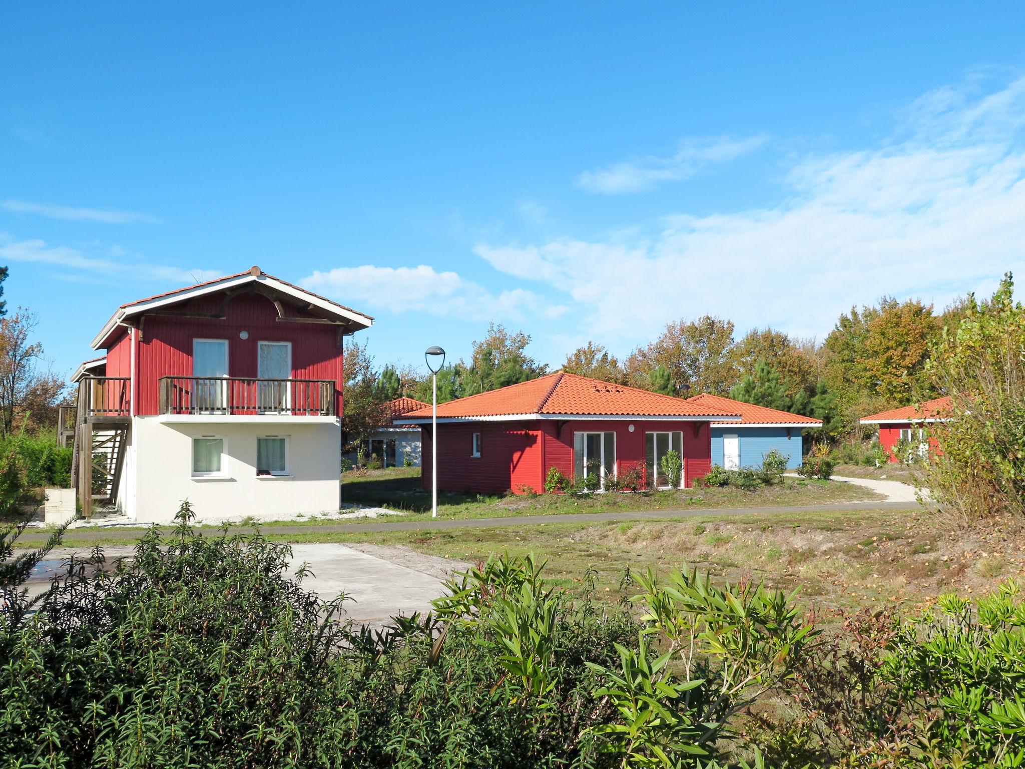 Foto 18 - Haus mit 3 Schlafzimmern in Parentis-en-Born mit schwimmbad und terrasse