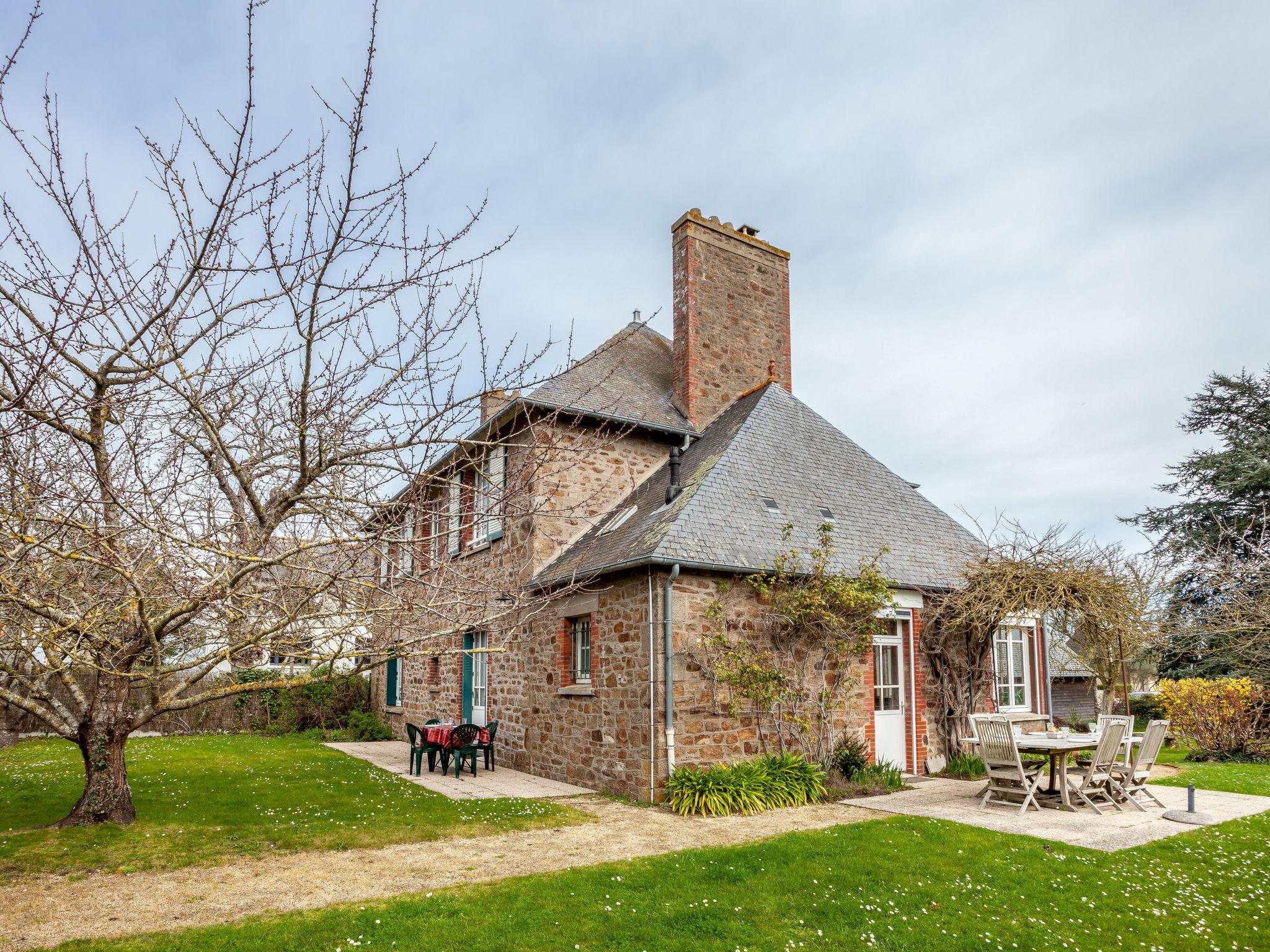 Foto 30 - Casa de 5 quartos em Saint-Malo com jardim e terraço