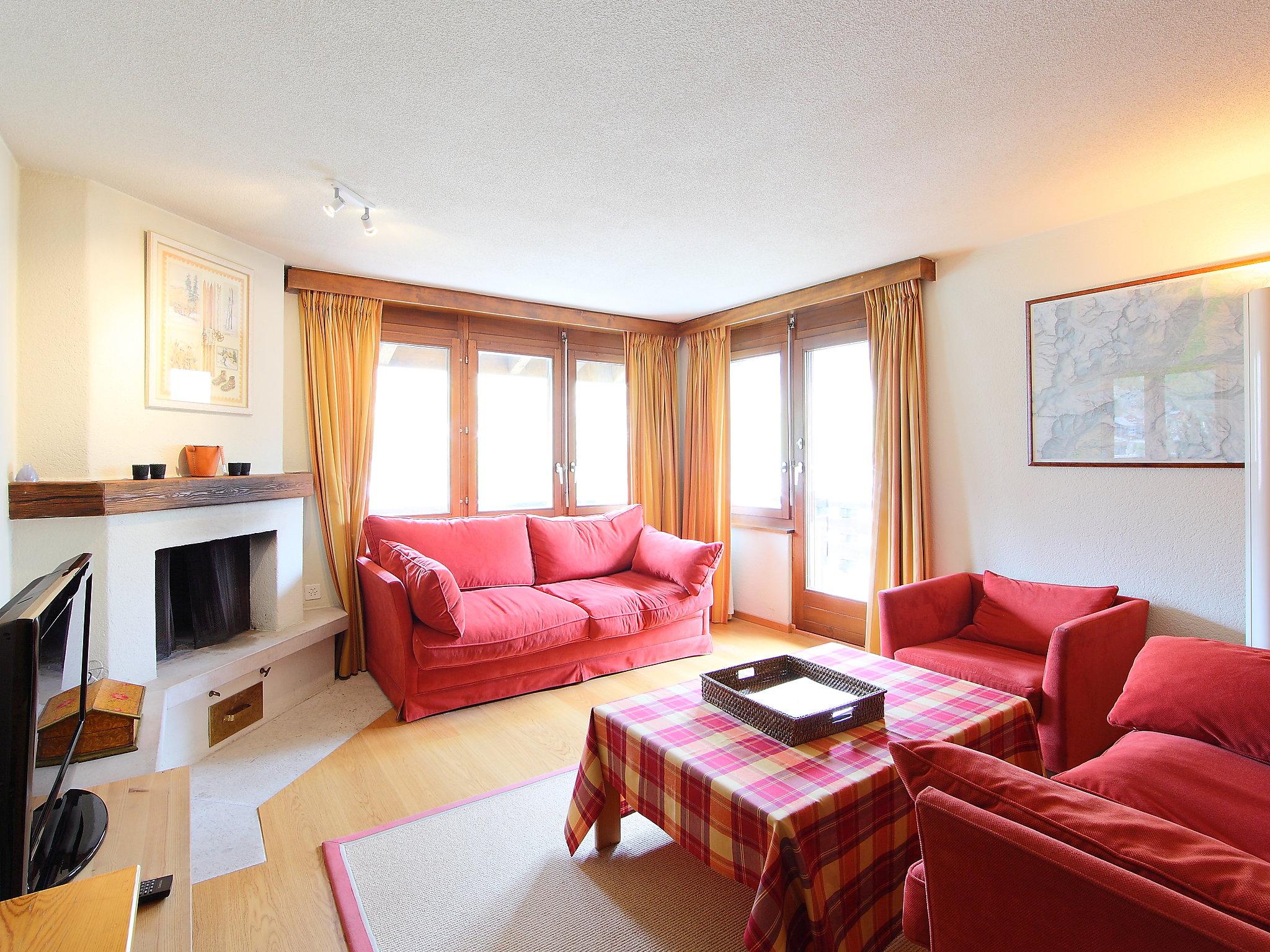 Photo 2 - 2 bedroom Apartment in Zermatt with mountain view