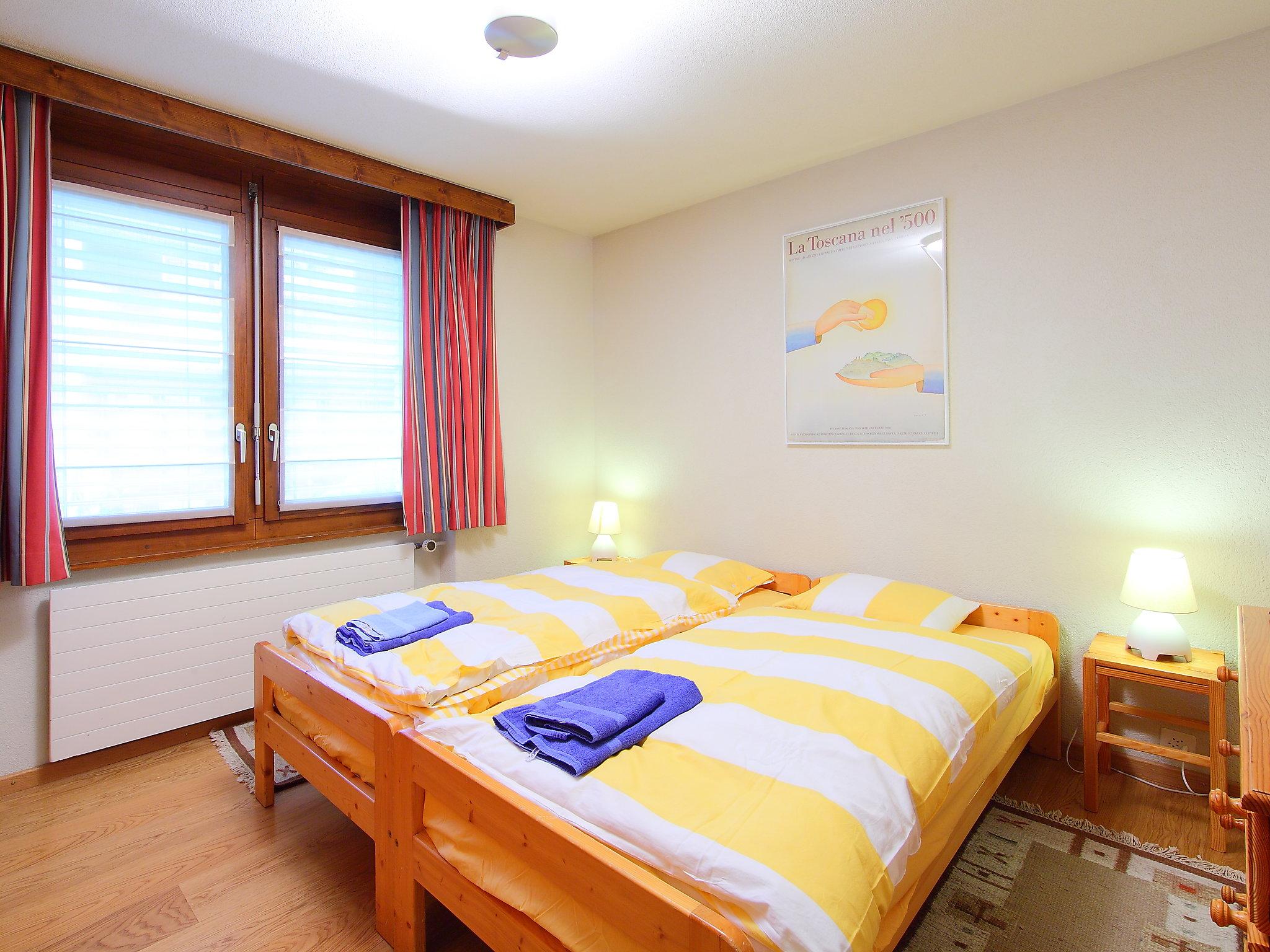 Foto 4 - Appartamento con 2 camere da letto a Zermatt