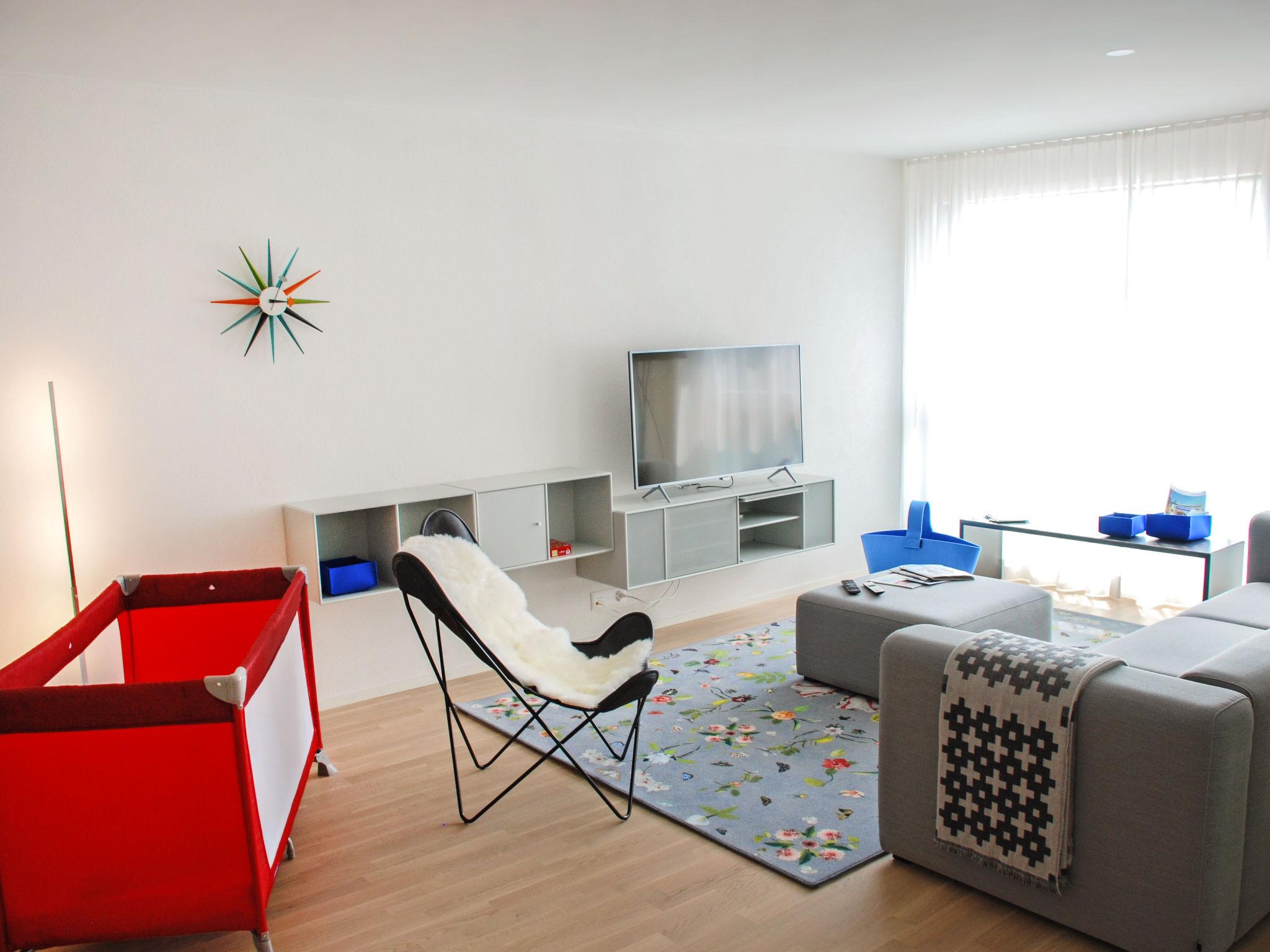 Foto 8 - Apartamento de 2 quartos em Locarno com vista para a montanha