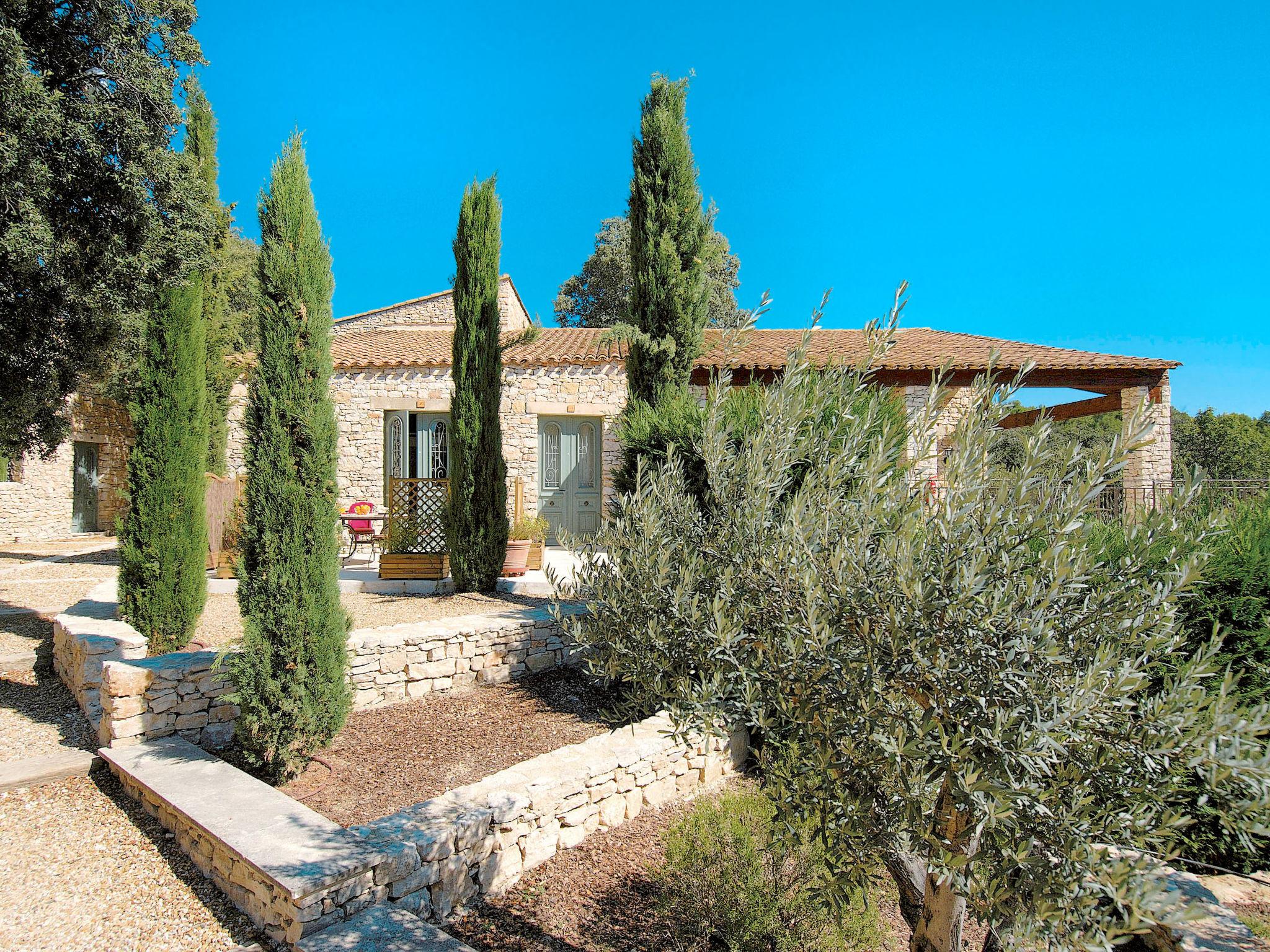 Photo 17 - 2 bedroom House in Gordes with swimming pool and terrace
