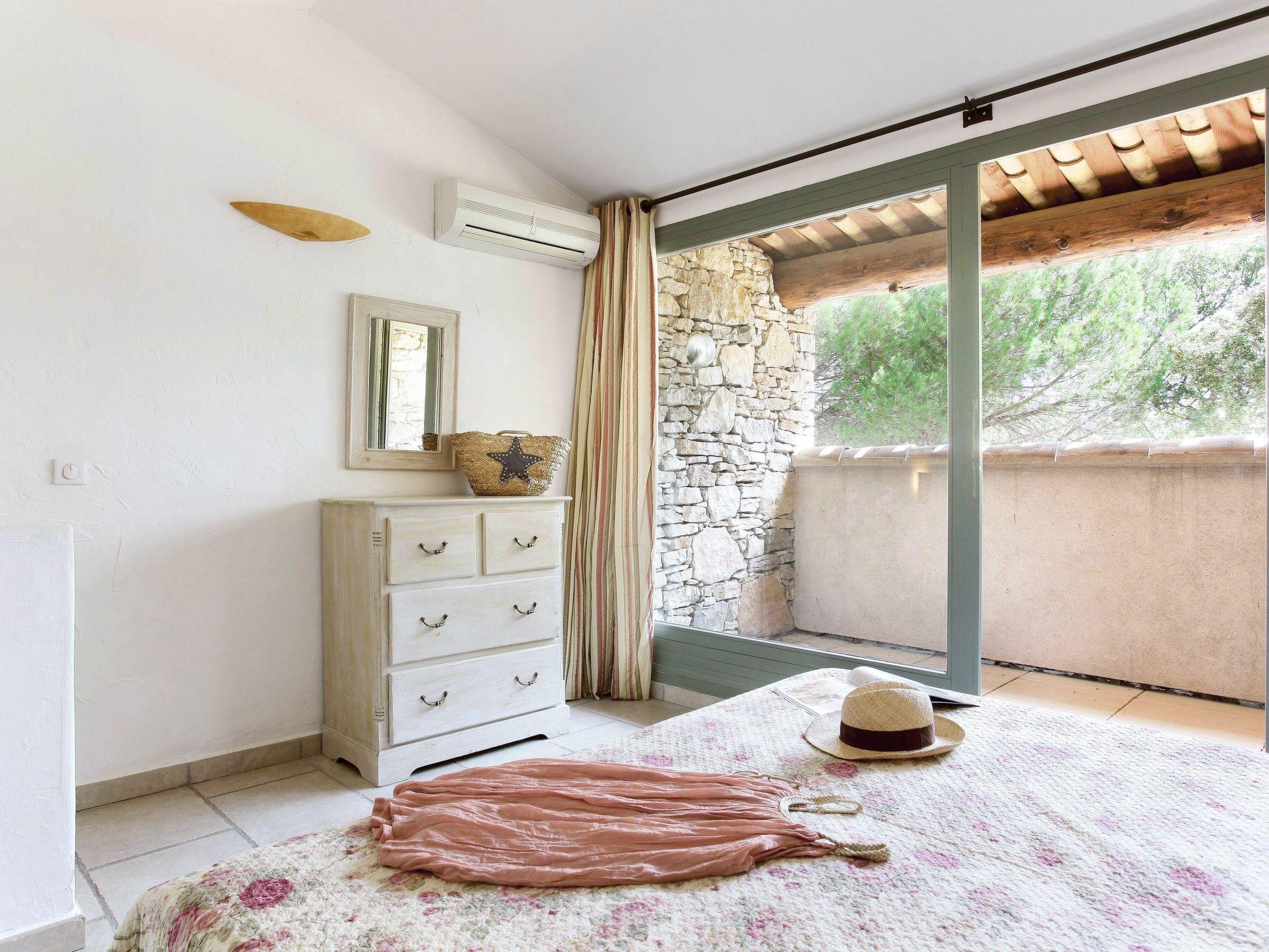 Photo 12 - 1 bedroom House in Gordes with swimming pool and terrace