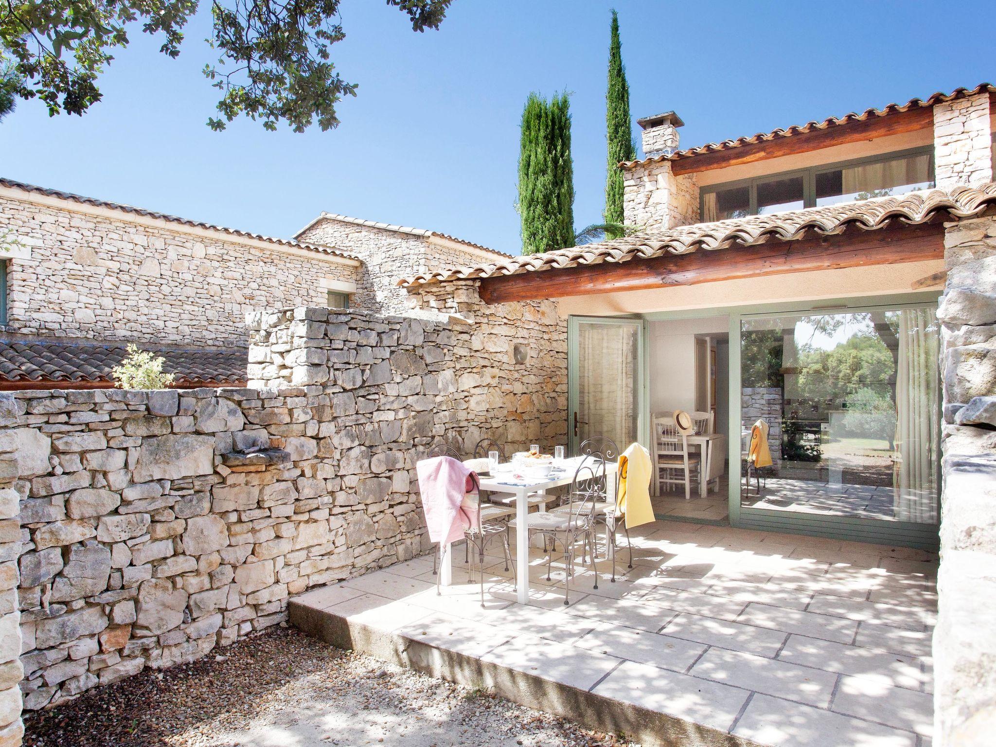 Foto 6 - Casa de 2 habitaciones en Gordes con piscina y terraza