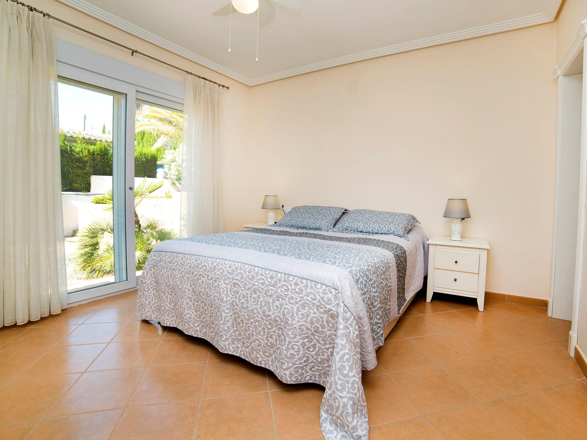 Foto 10 - Casa con 3 camere da letto a Calp con piscina privata e giardino