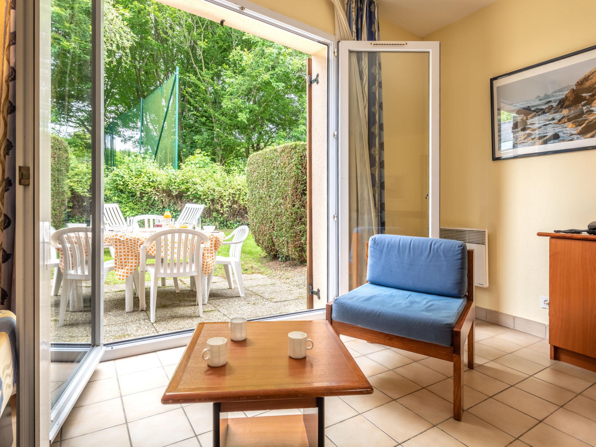 Photo 13 - Maison de 2 chambres à Ploemel avec piscine et terrasse