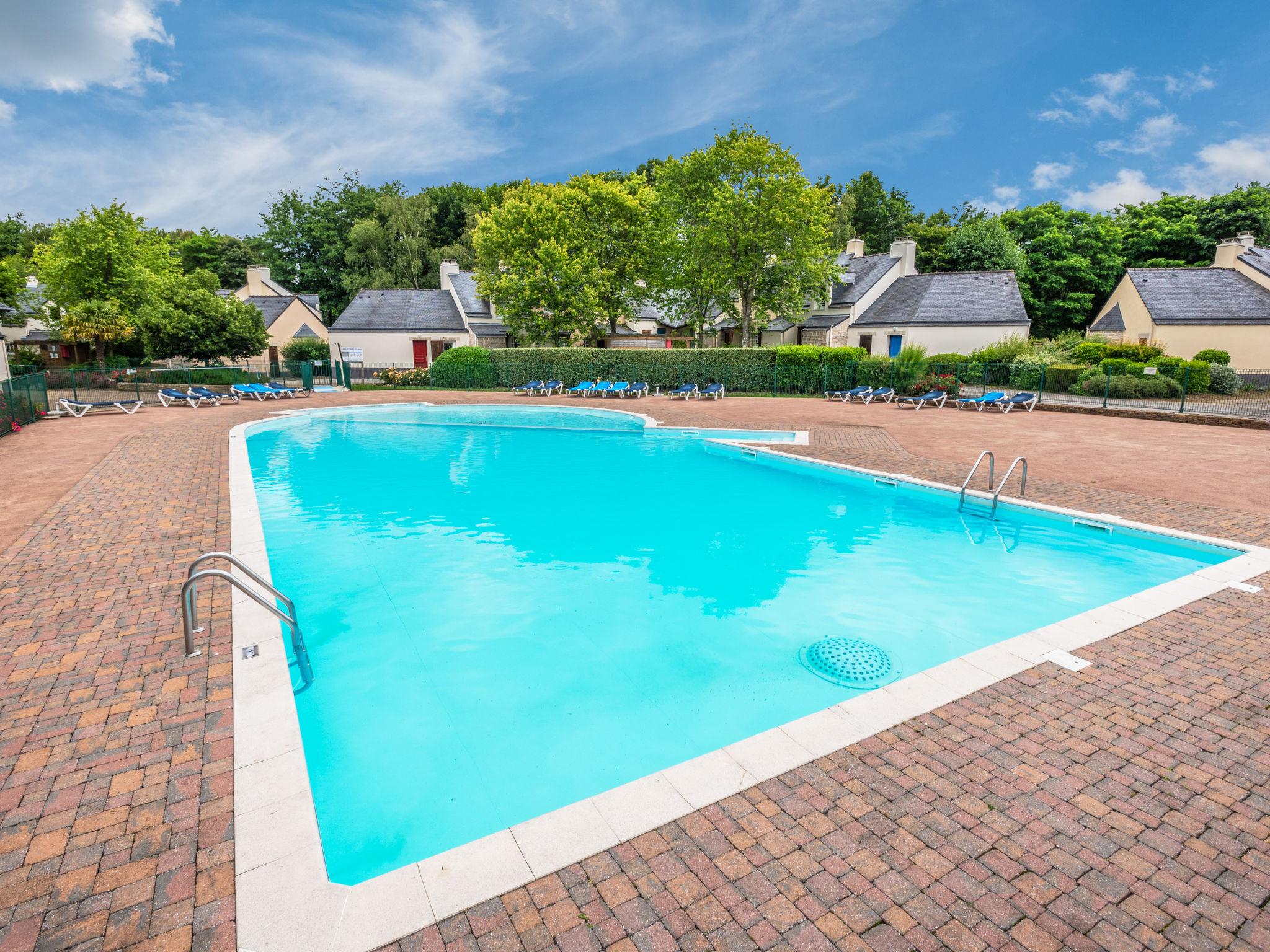 Foto 19 - Casa de 2 quartos em Ploemel com piscina e vistas do mar