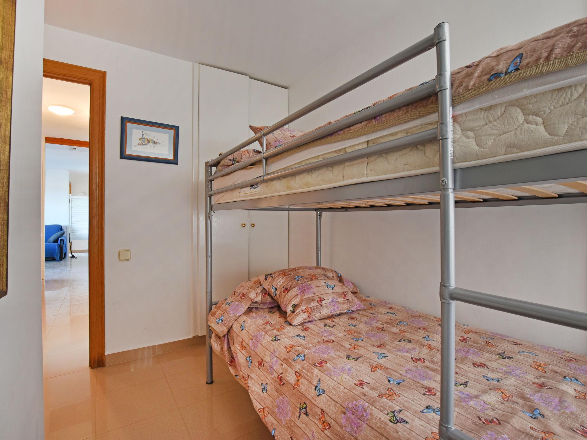 Foto 14 - Apartment mit 4 Schlafzimmern in Torredembarra mit terrasse und blick aufs meer