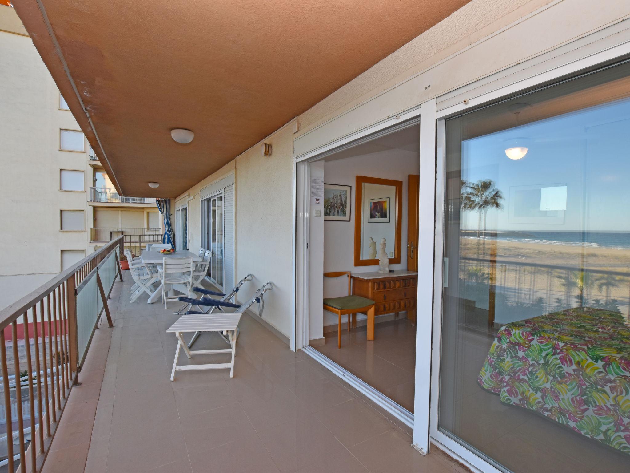 Foto 24 - Apartamento de 4 habitaciones en Torredembarra con terraza y vistas al mar
