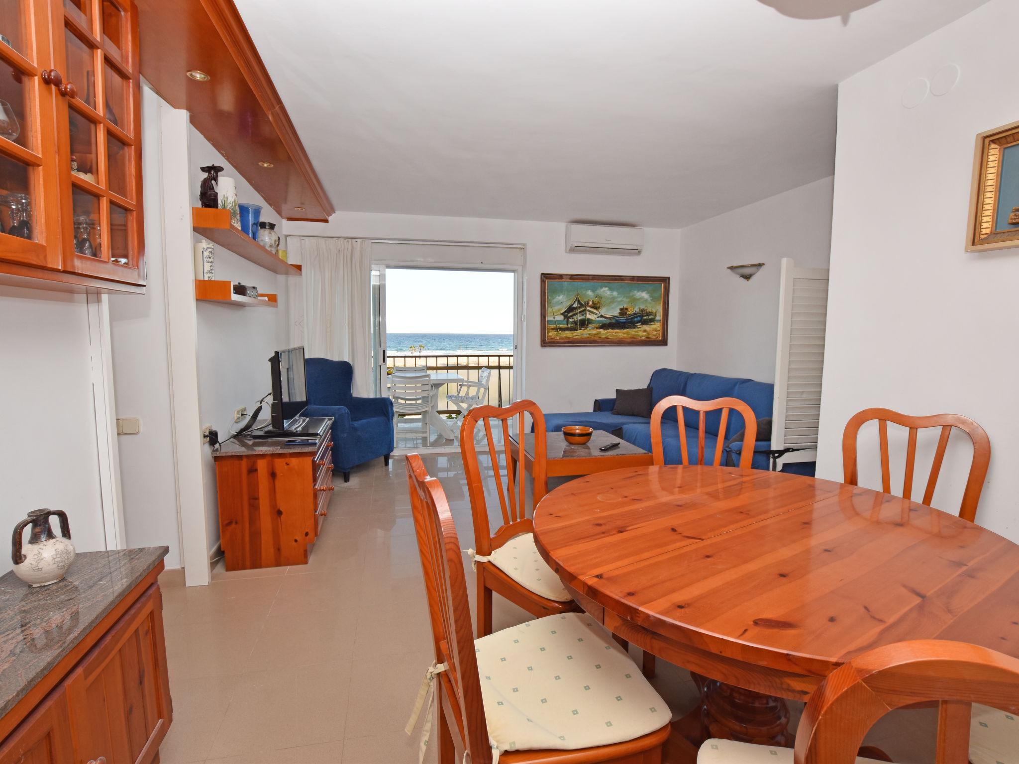 Foto 7 - Apartamento de 4 quartos em Torredembarra com terraço e vistas do mar