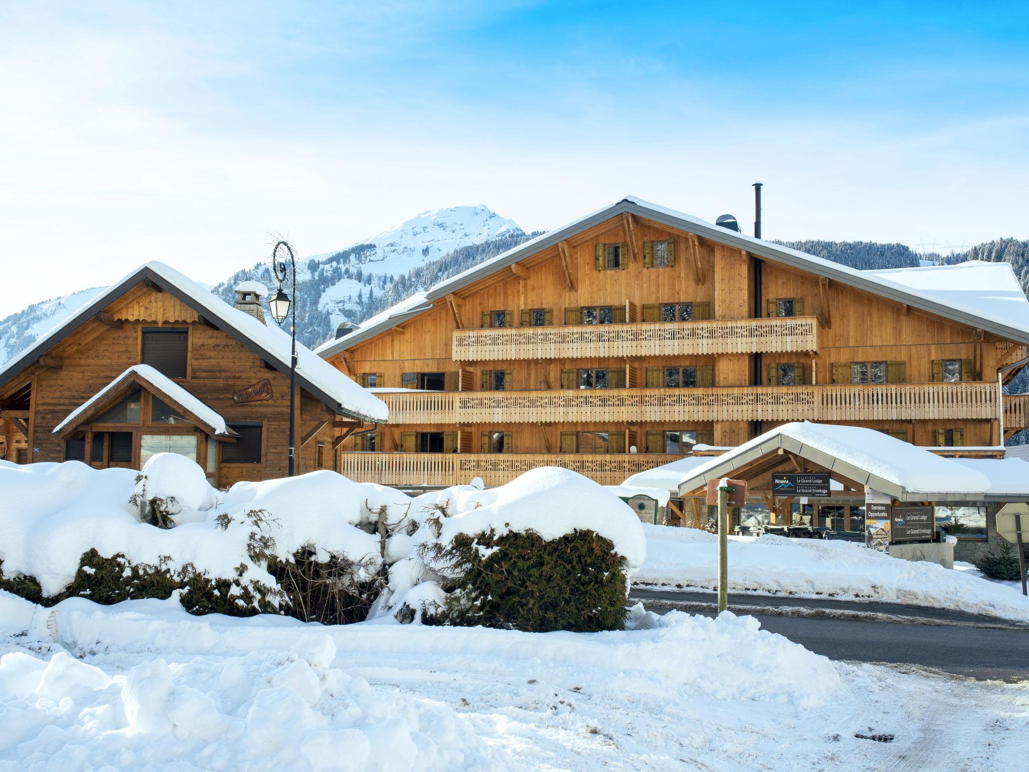 Photo 1 - Appartement de 2 chambres à Châtel avec piscine et vues sur la montagne