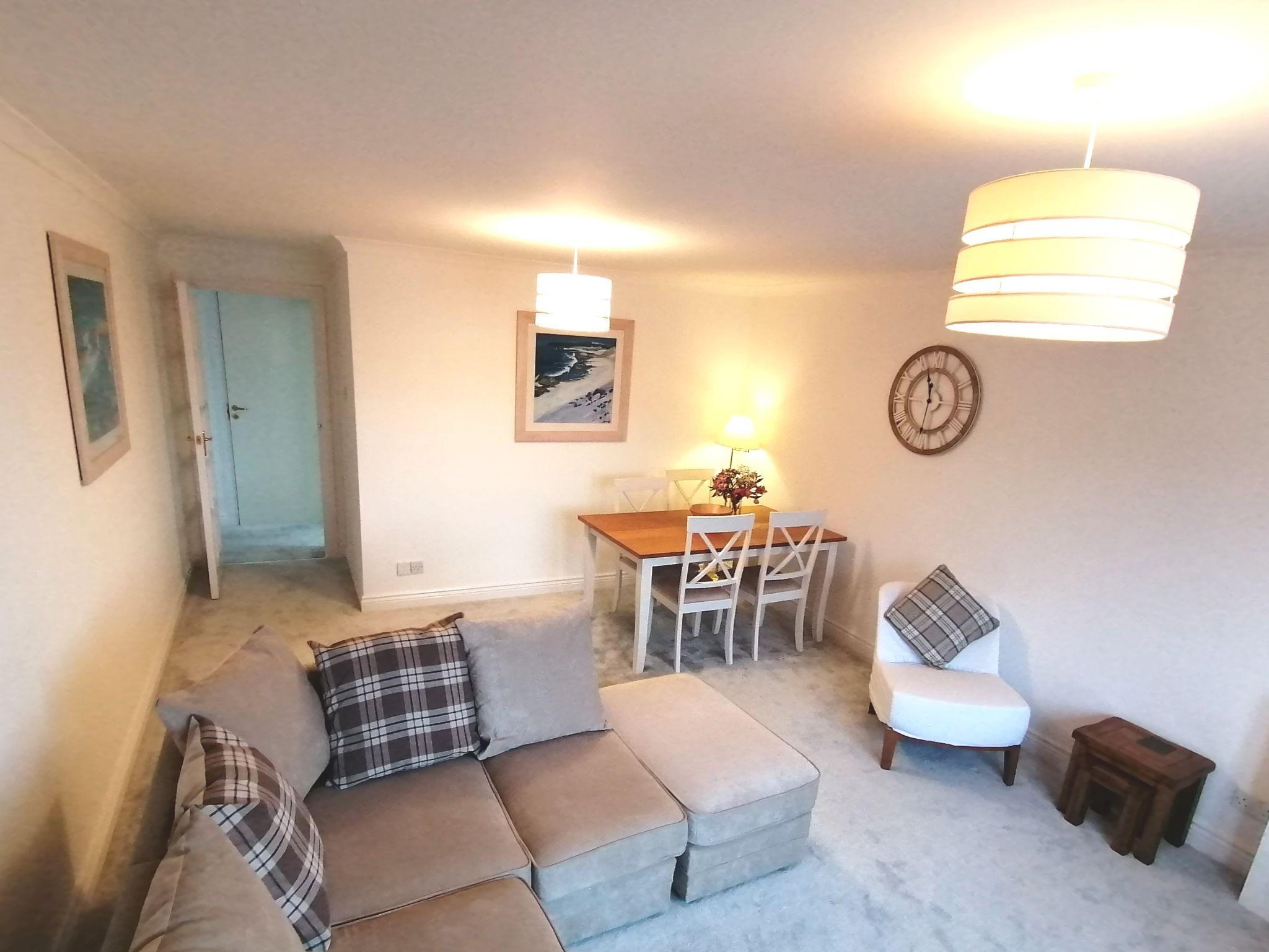 Photo 1 - 2 bedroom Apartment in Oban with mountain view