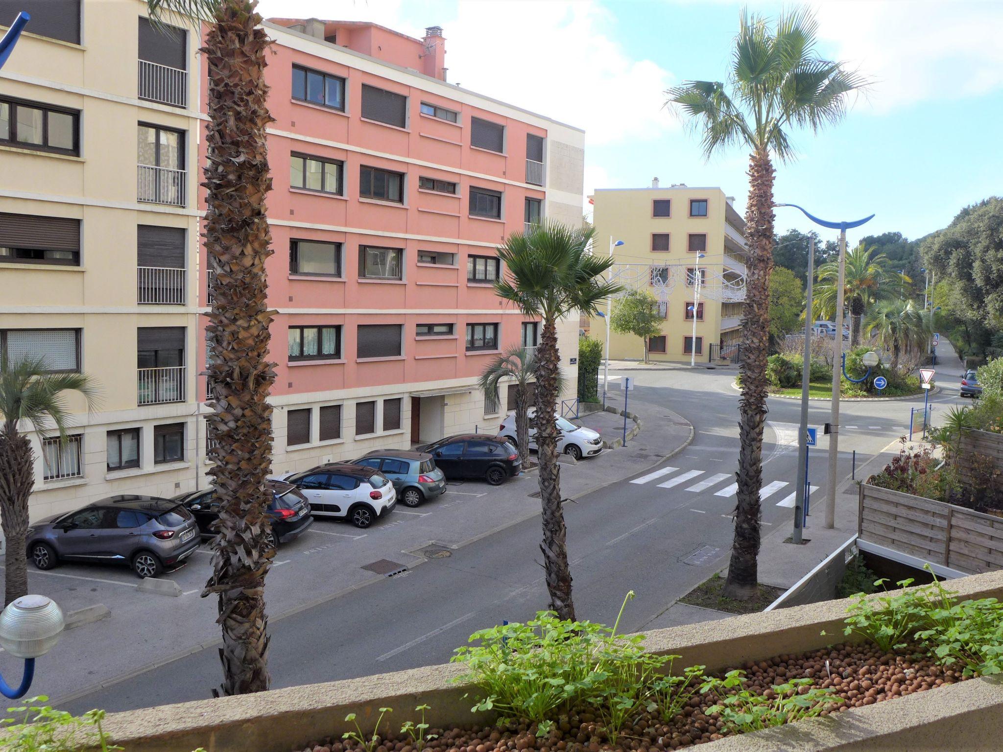 Foto 3 - Apartamento de 1 habitación en Cavalaire-sur-Mer con terraza
