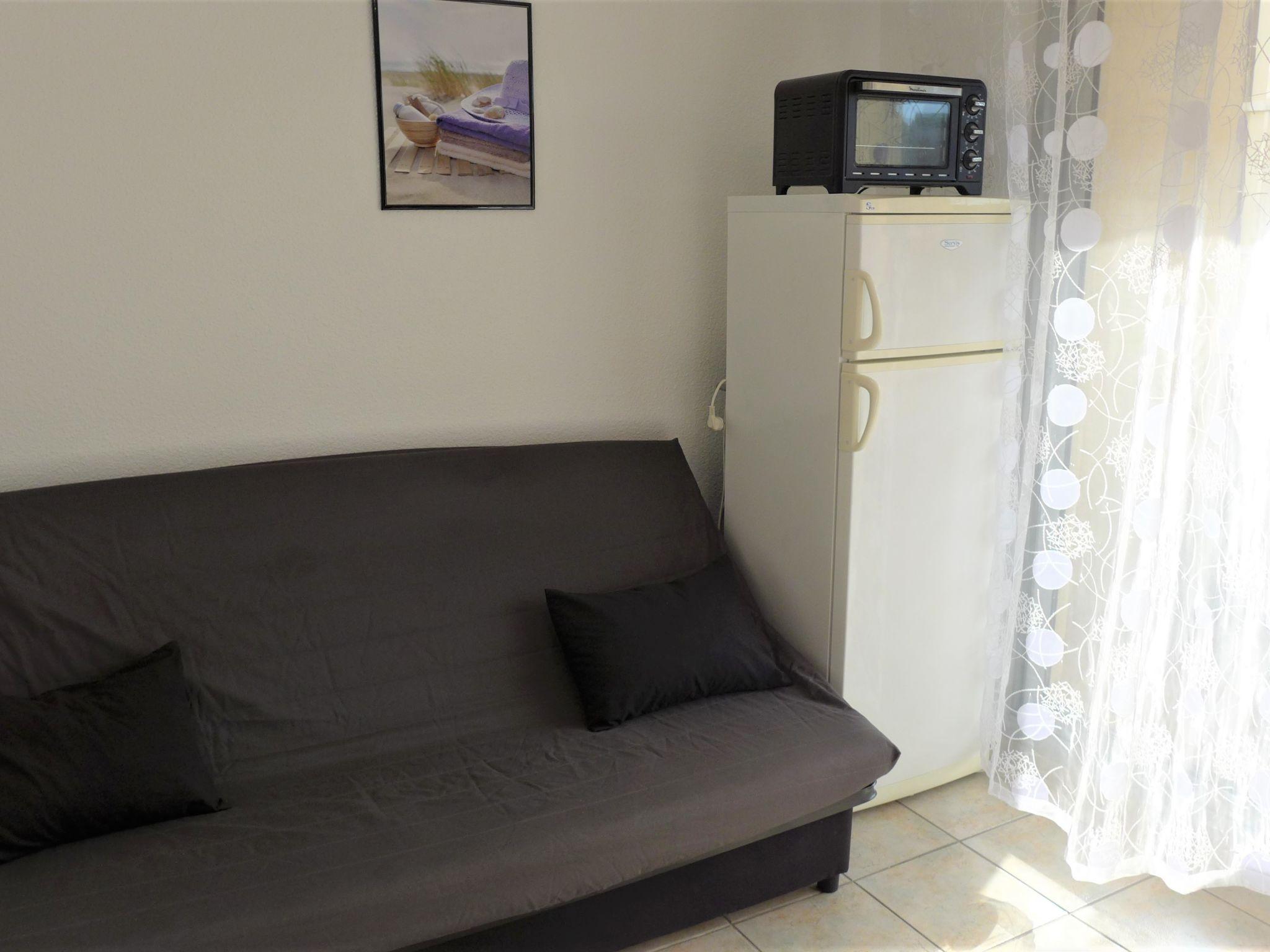 Foto 7 - Appartamento con 1 camera da letto a Cavalaire-sur-Mer con terrazza