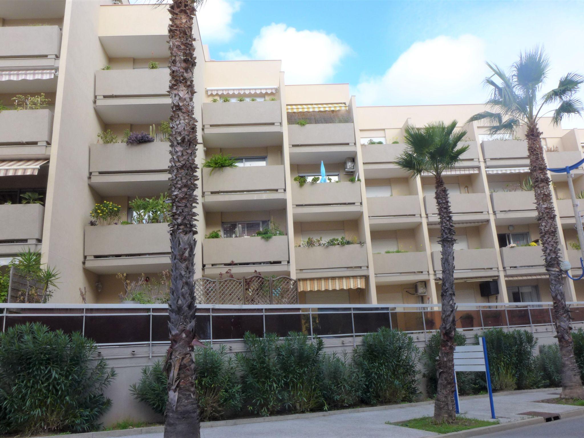 Foto 16 - Apartamento de 1 habitación en Cavalaire-sur-Mer con terraza