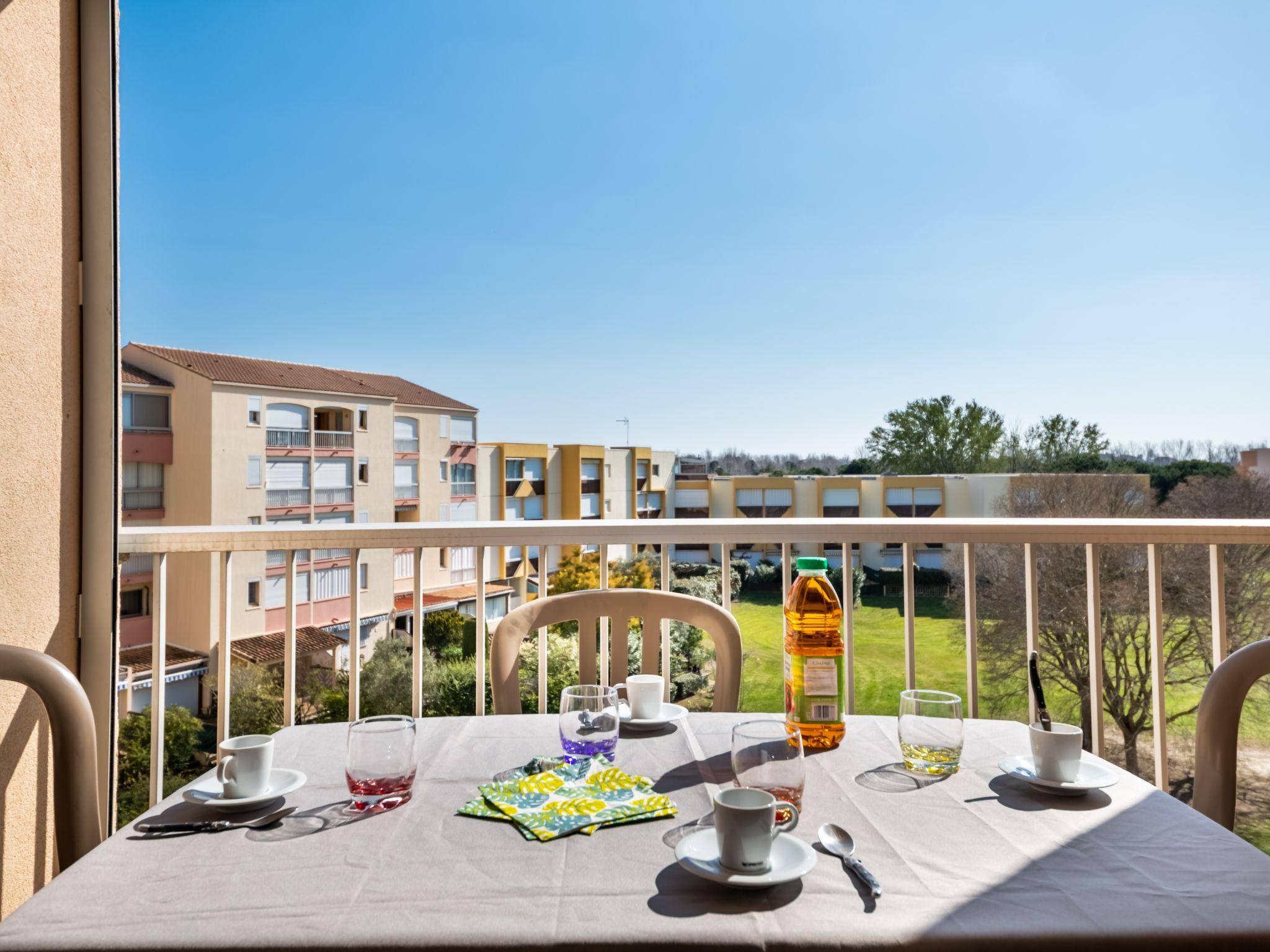 Photo 14 - Appartement de 1 chambre à Le Grau-du-Roi avec piscine et terrasse