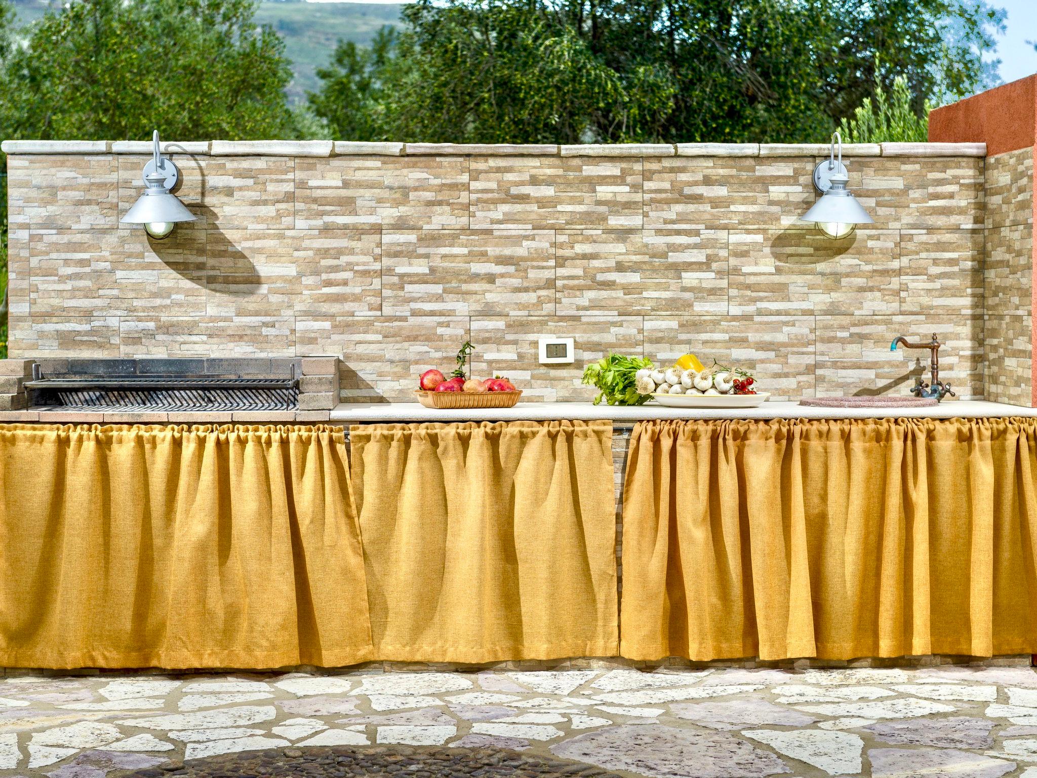 Photo 22 - Maison de 3 chambres à Castellammare del Golfo avec piscine privée et jardin