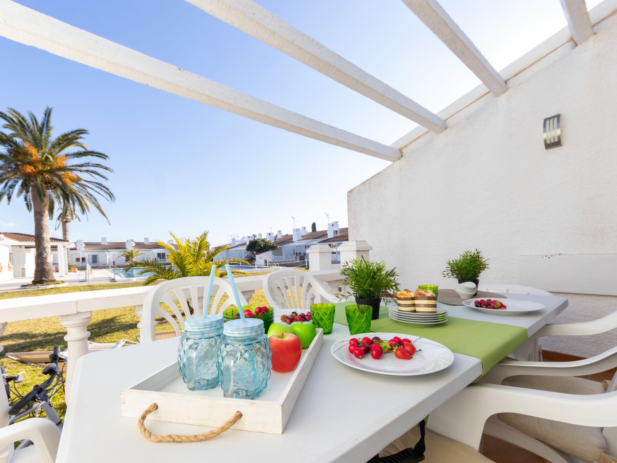 Photo 2 - Maison de 3 chambres à Deltebre avec piscine et vues à la mer