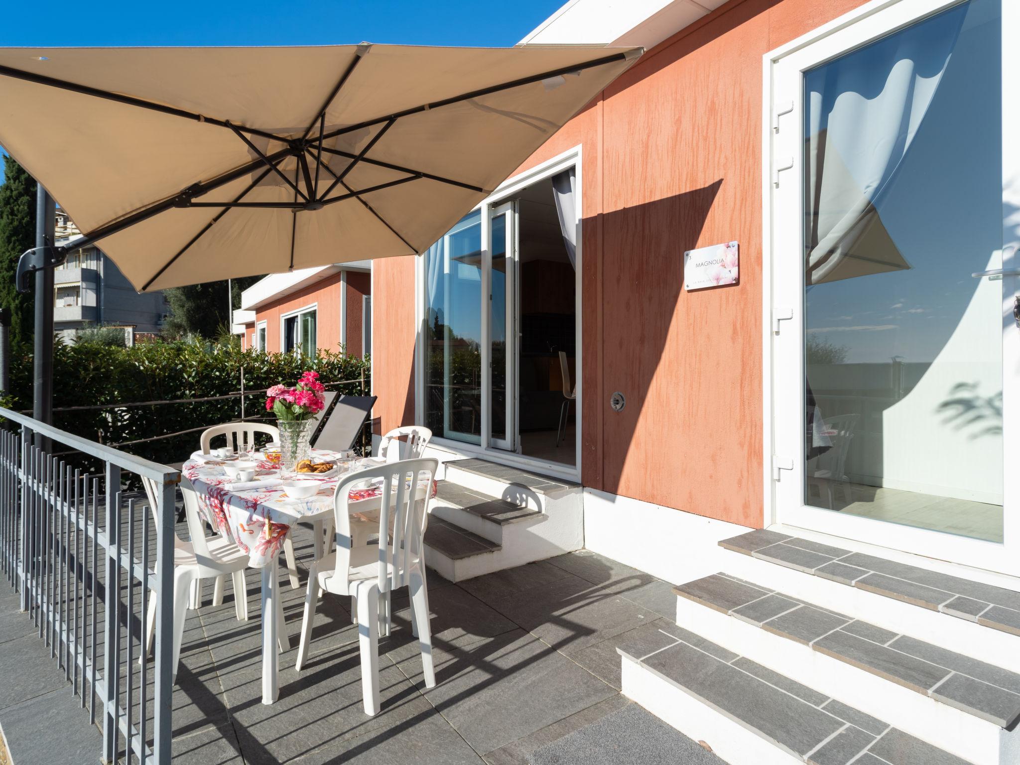 Foto 4 - Casa de 2 quartos em San Lorenzo al Mare com terraço e vistas do mar