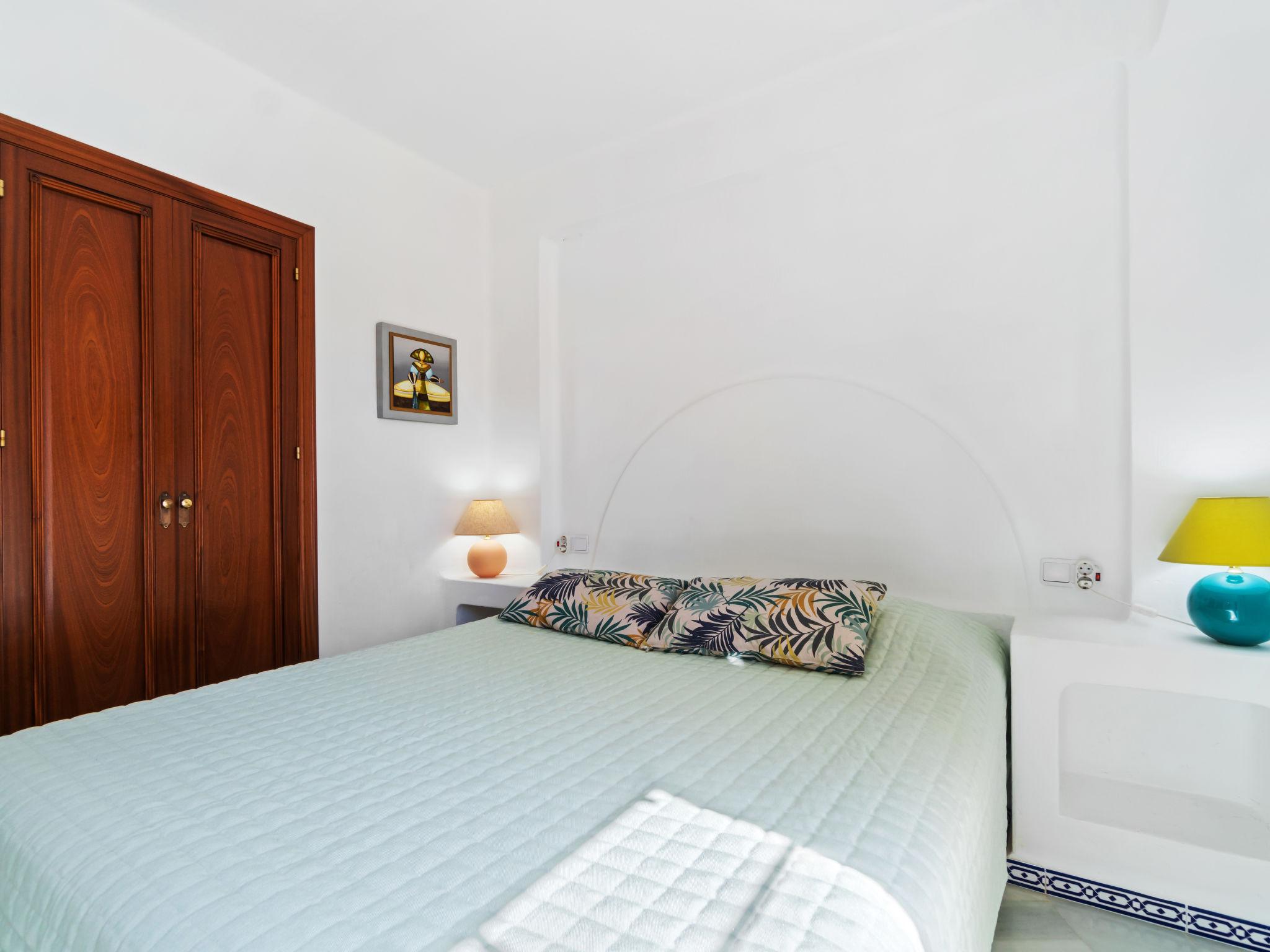 Foto 9 - Apartamento de 2 quartos em Torrevieja com jardim e vistas do mar