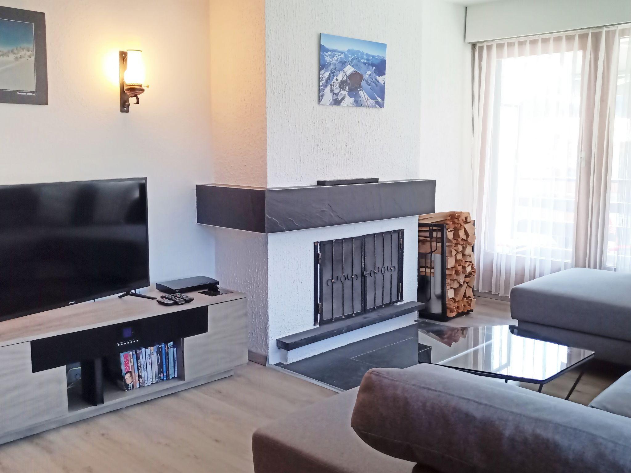 Photo 3 - 3 bedroom Apartment in Nendaz with mountain view