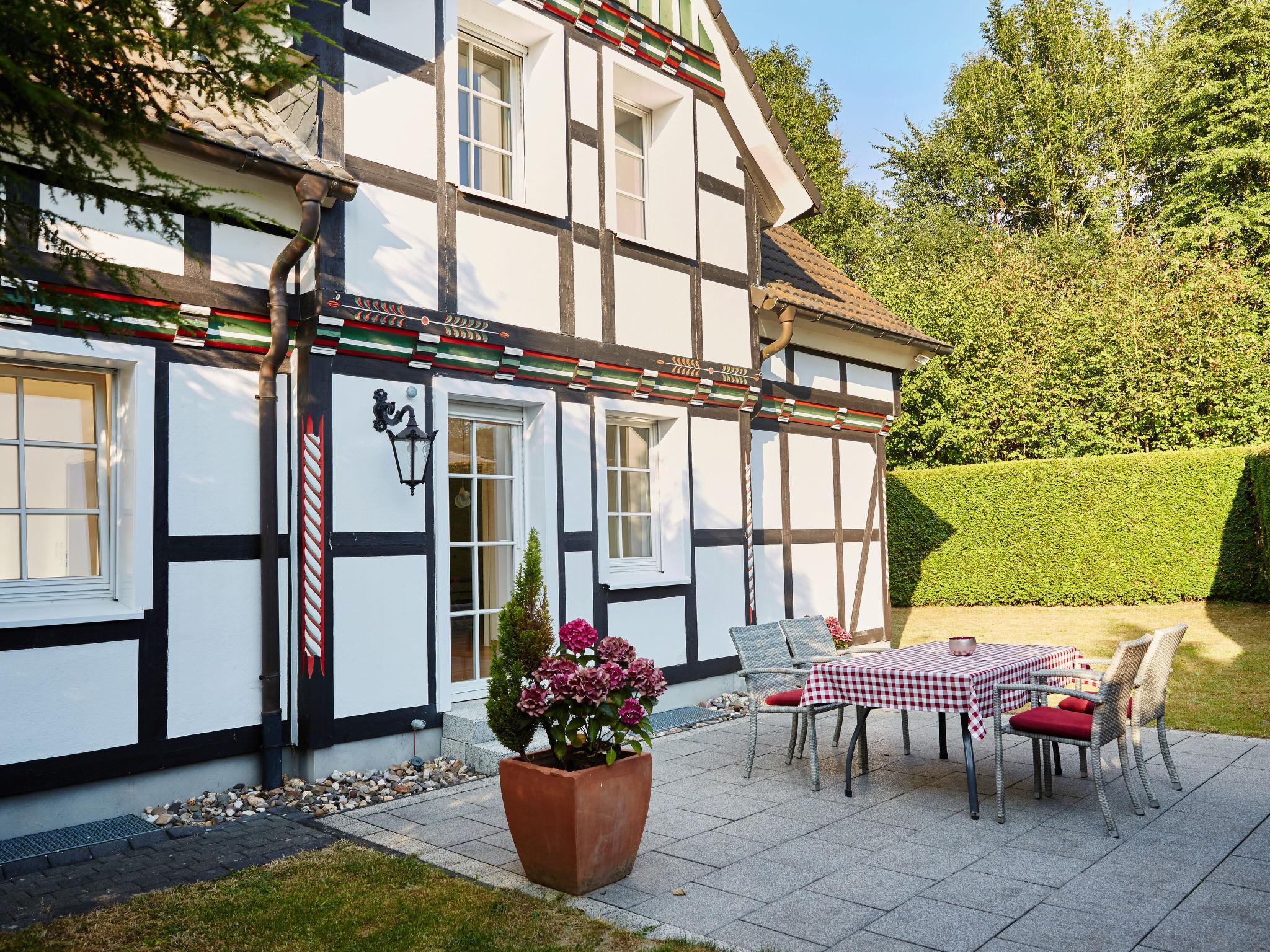 Photo 21 - Maison de 3 chambres à Attendorn avec jardin et vues sur la montagne