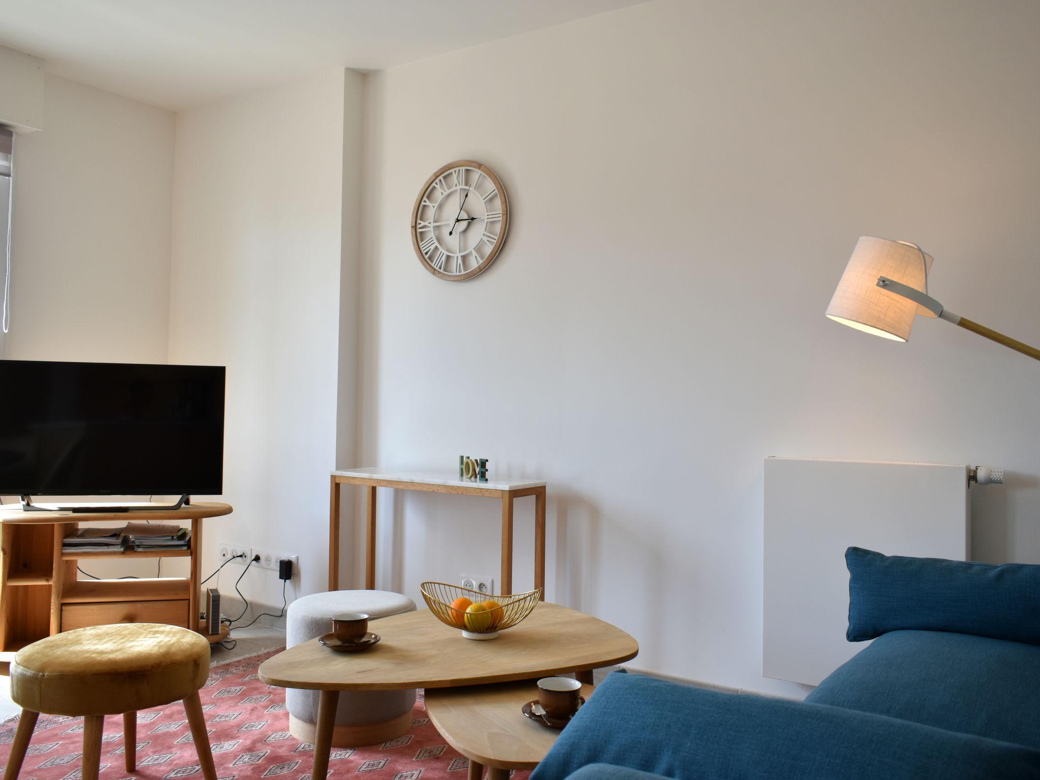 Foto 6 - Apartamento de 2 habitaciones en Deauville con vistas al mar