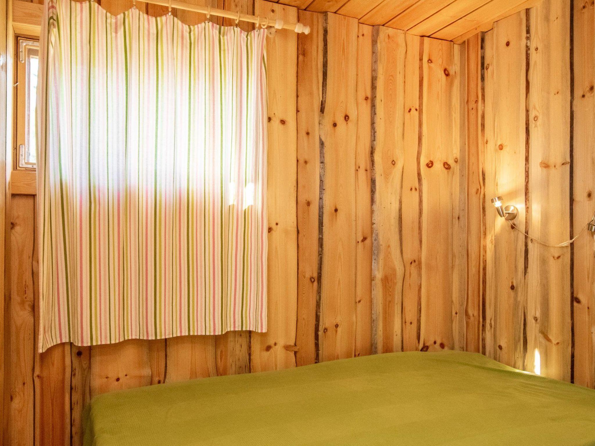 Foto 34 - Casa de 5 quartos em Pertunmaa com sauna