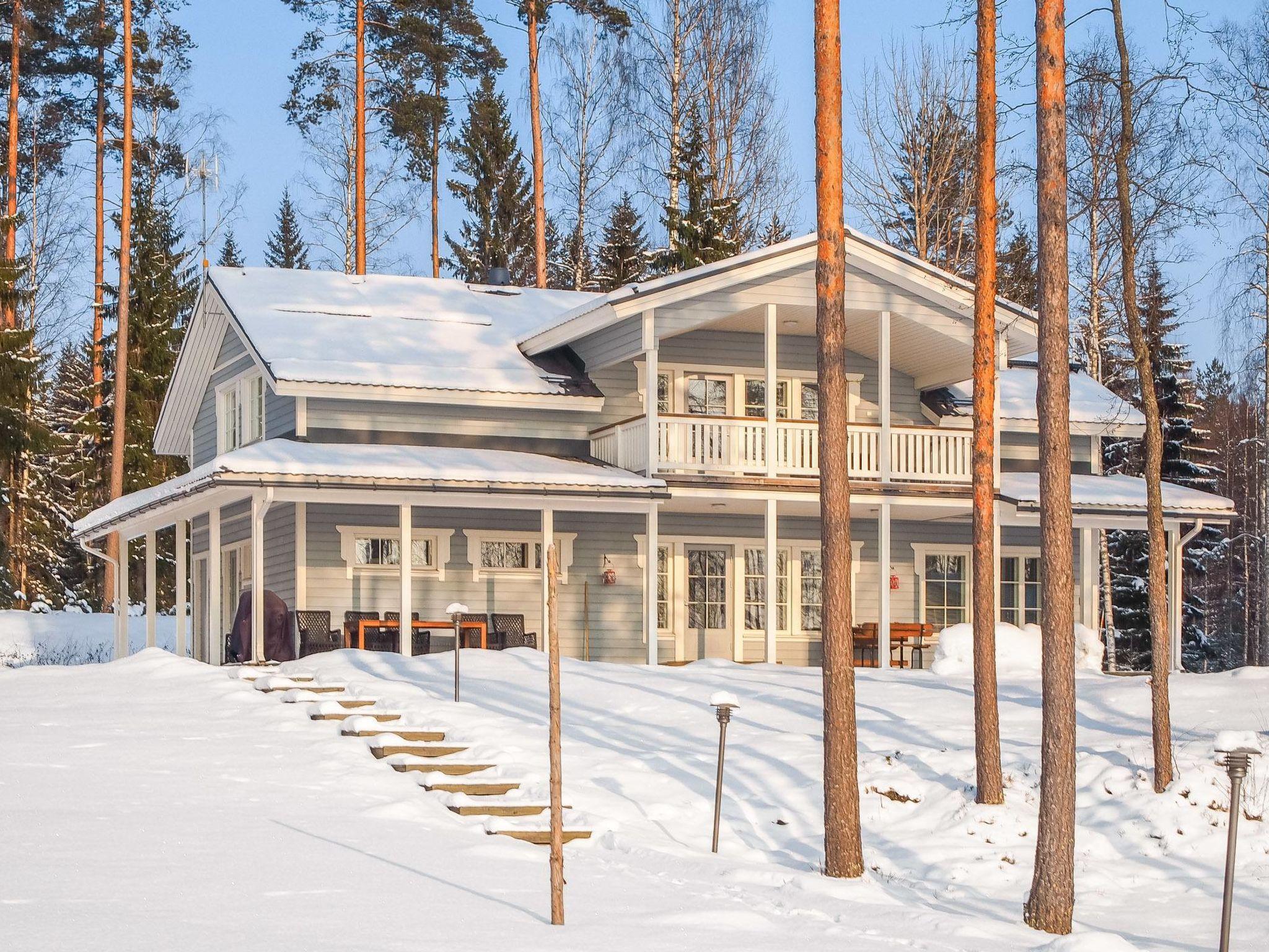 Photo 46 - Maison de 5 chambres à Pertunmaa avec sauna