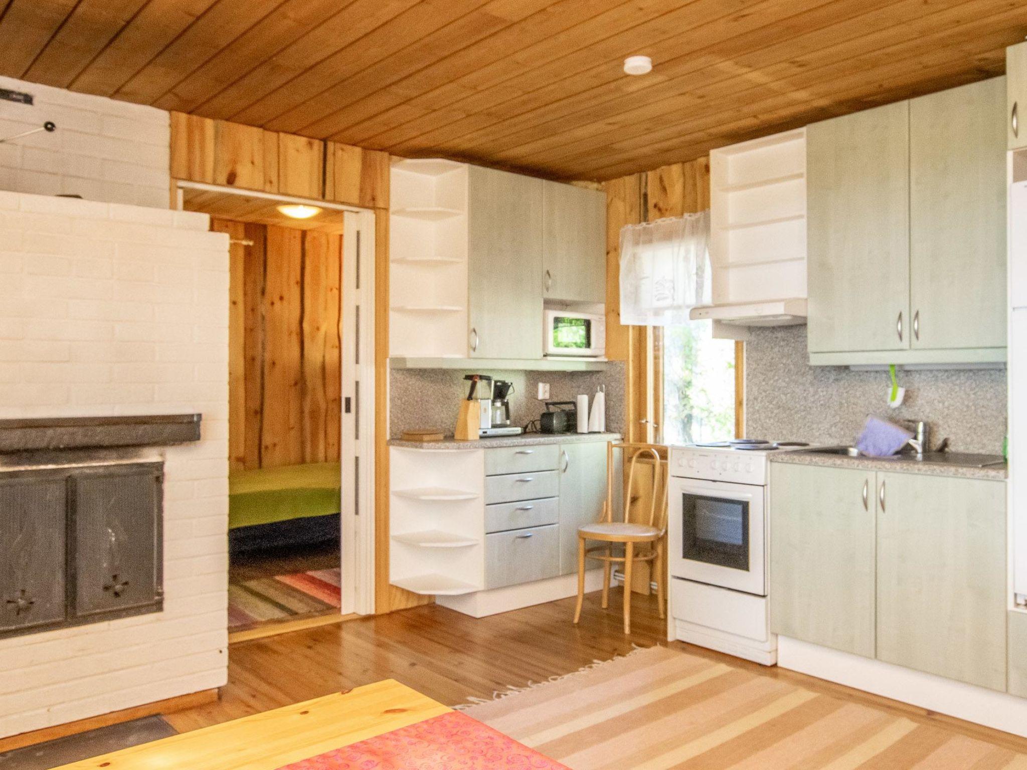 Foto 33 - Casa de 5 habitaciones en Pertunmaa con sauna
