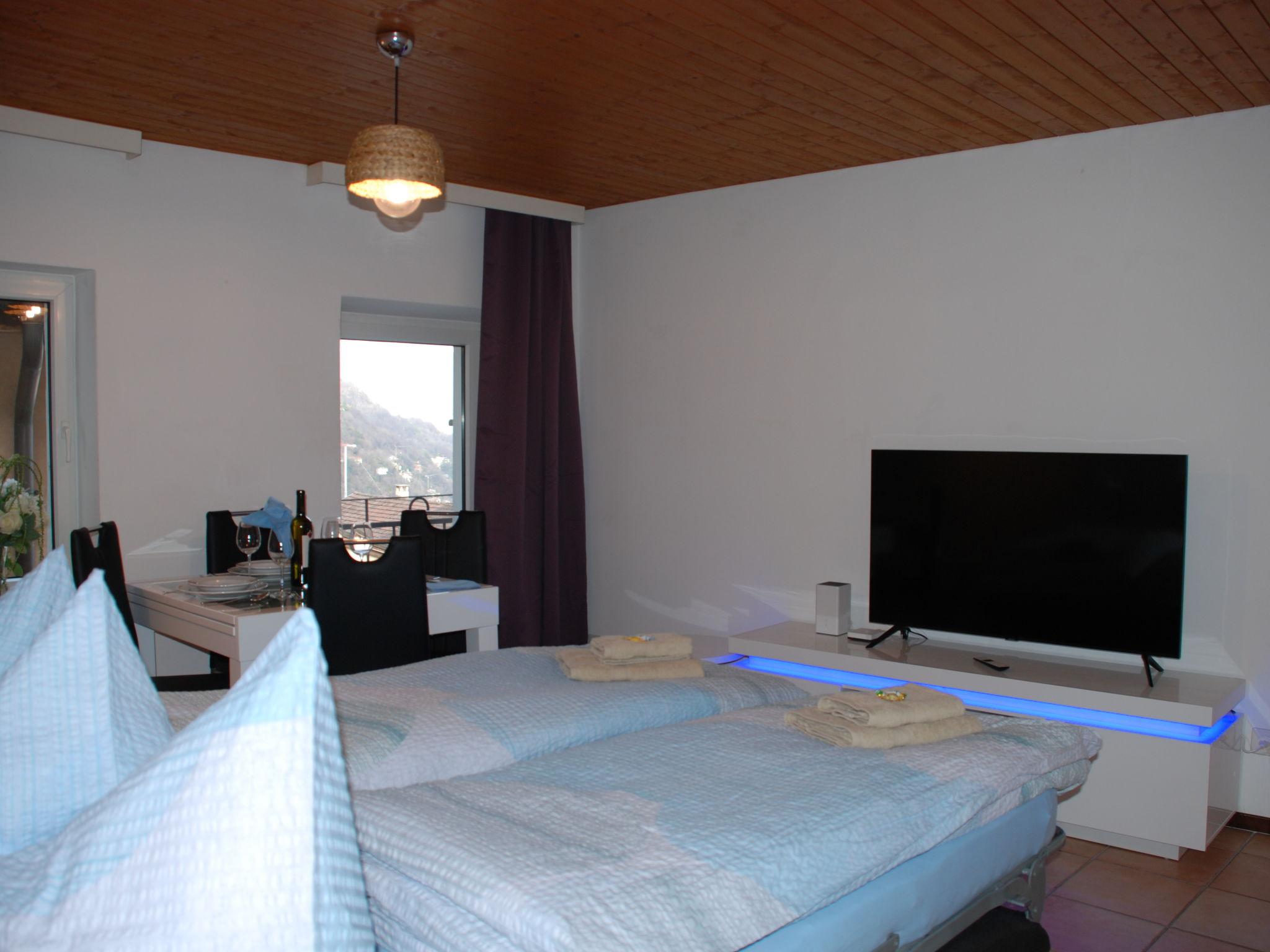 Photo 3 - Appartement de 1 chambre à Ronco sopra Ascona avec vues sur la montagne