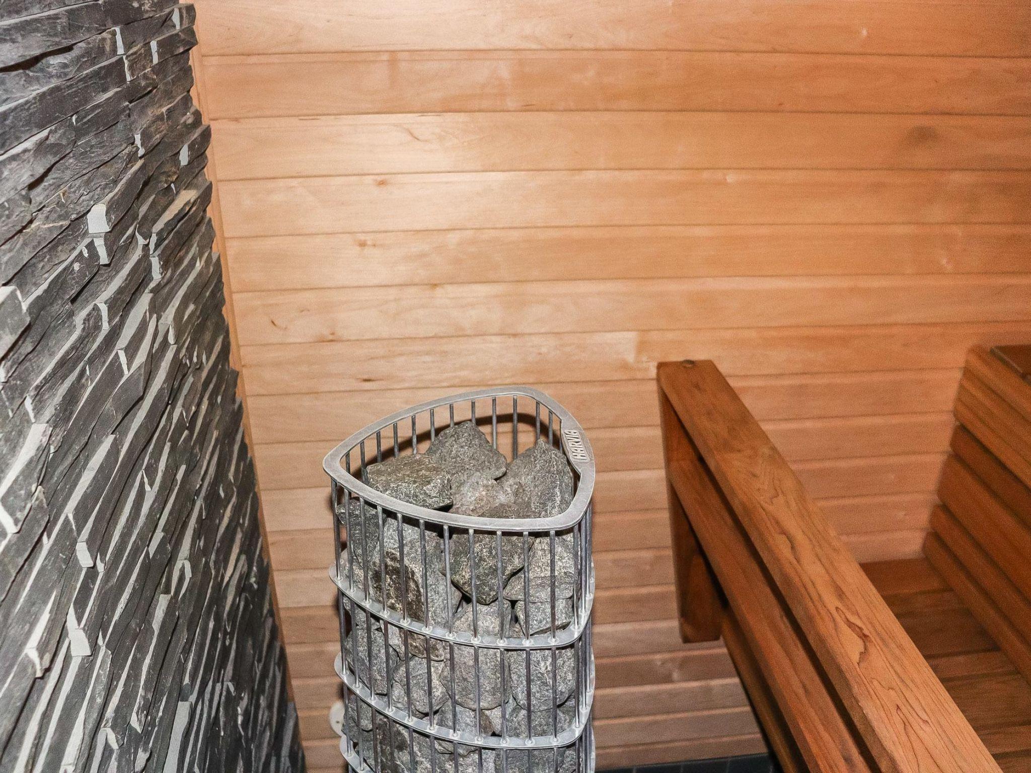 Foto 20 - Casa de 2 habitaciones en Hyrynsalmi con sauna