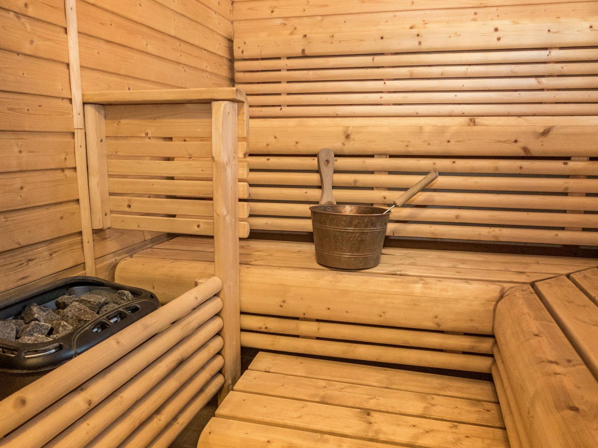 Foto 13 - Casa de 2 quartos em Kuusamo com sauna e vista para a montanha