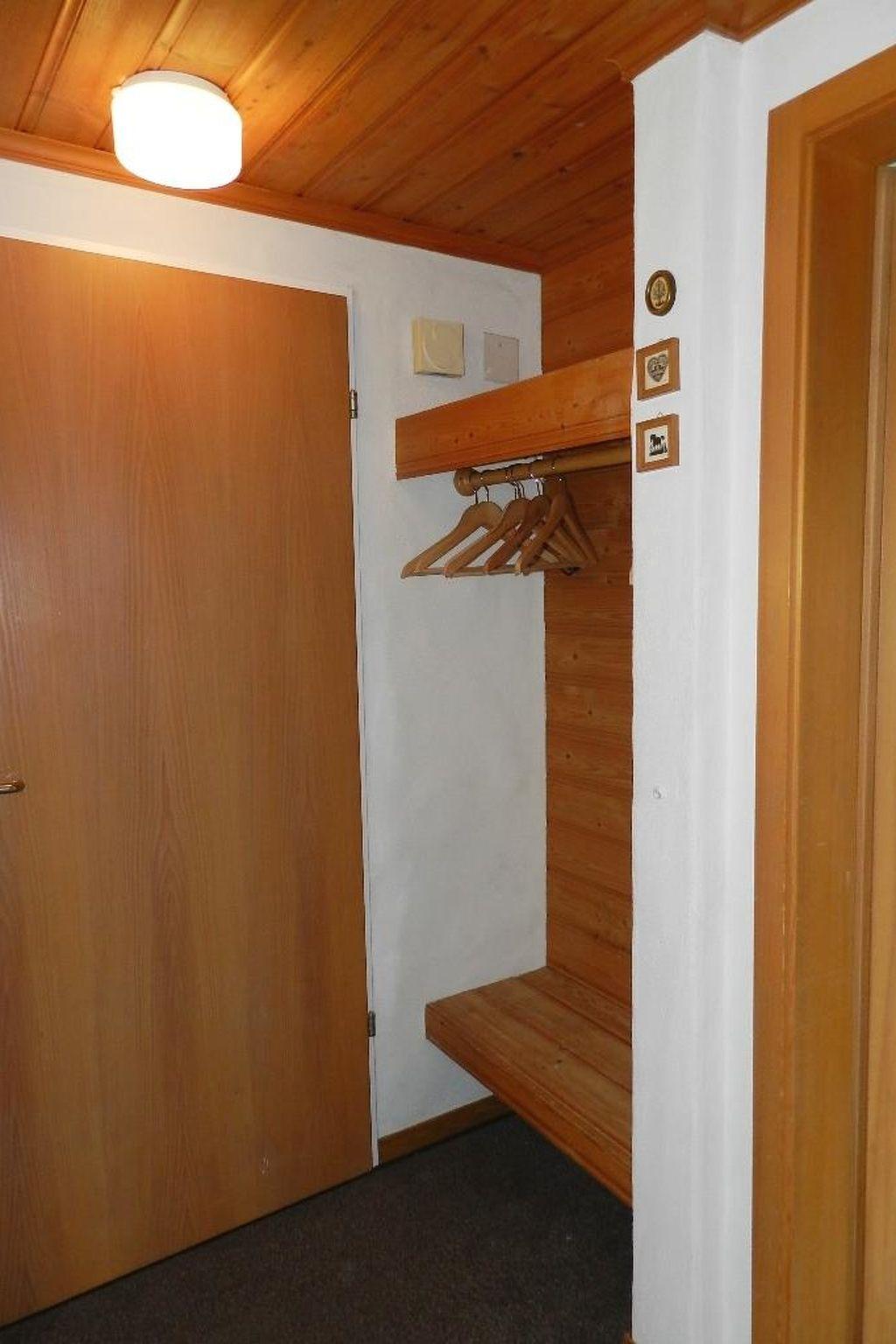 Foto 19 - Apartment mit 1 Schlafzimmer in Saanen