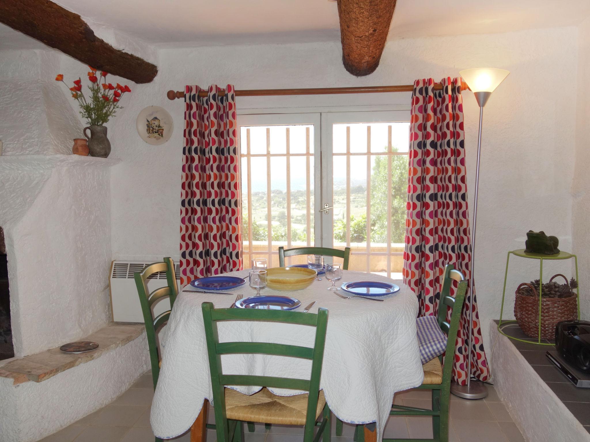 Foto 10 - Casa con 2 camere da letto a La Cadière-d'Azur con giardino e vista mare