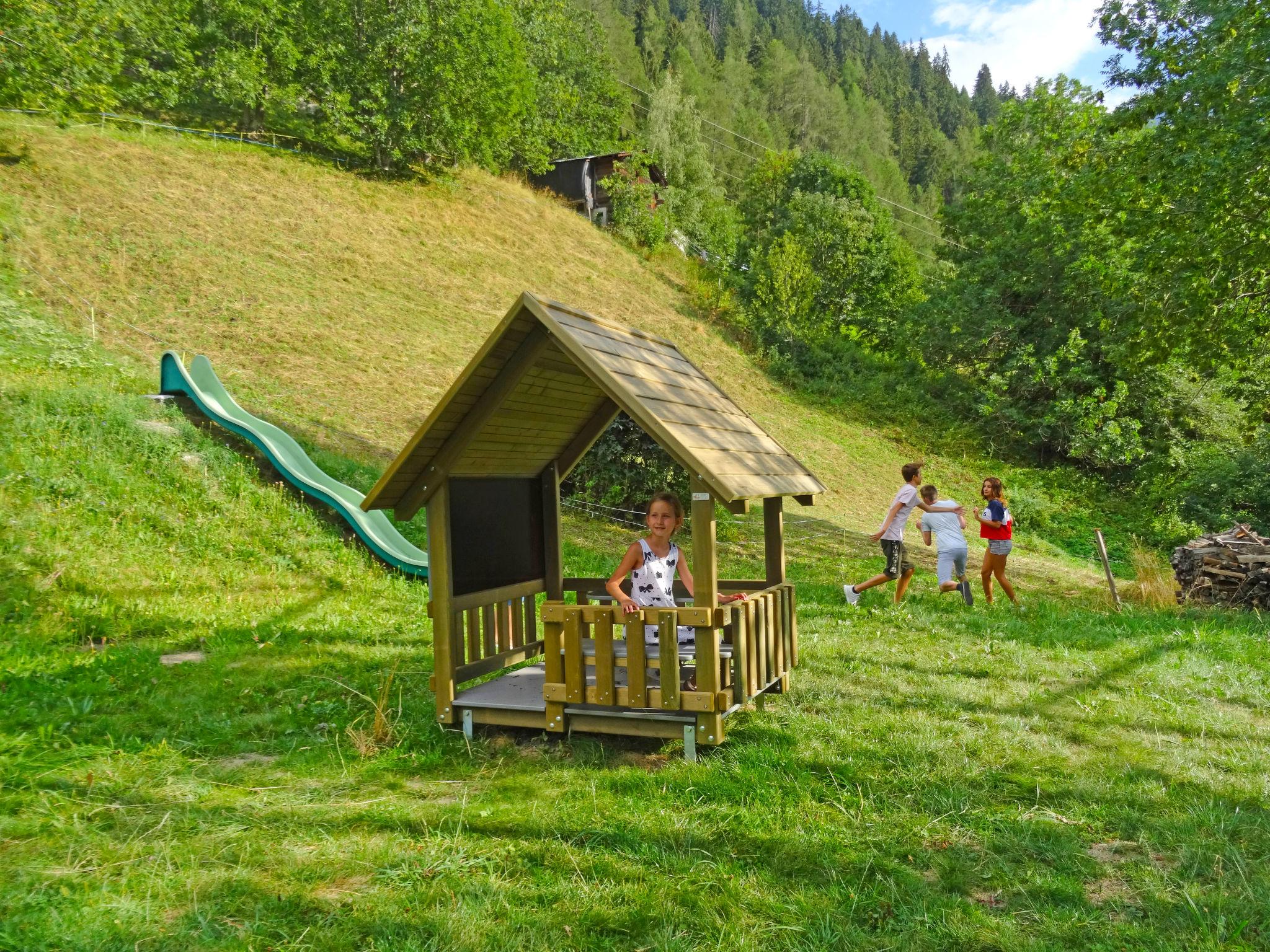 Photo 21 - Apartment in Ernen with mountain view